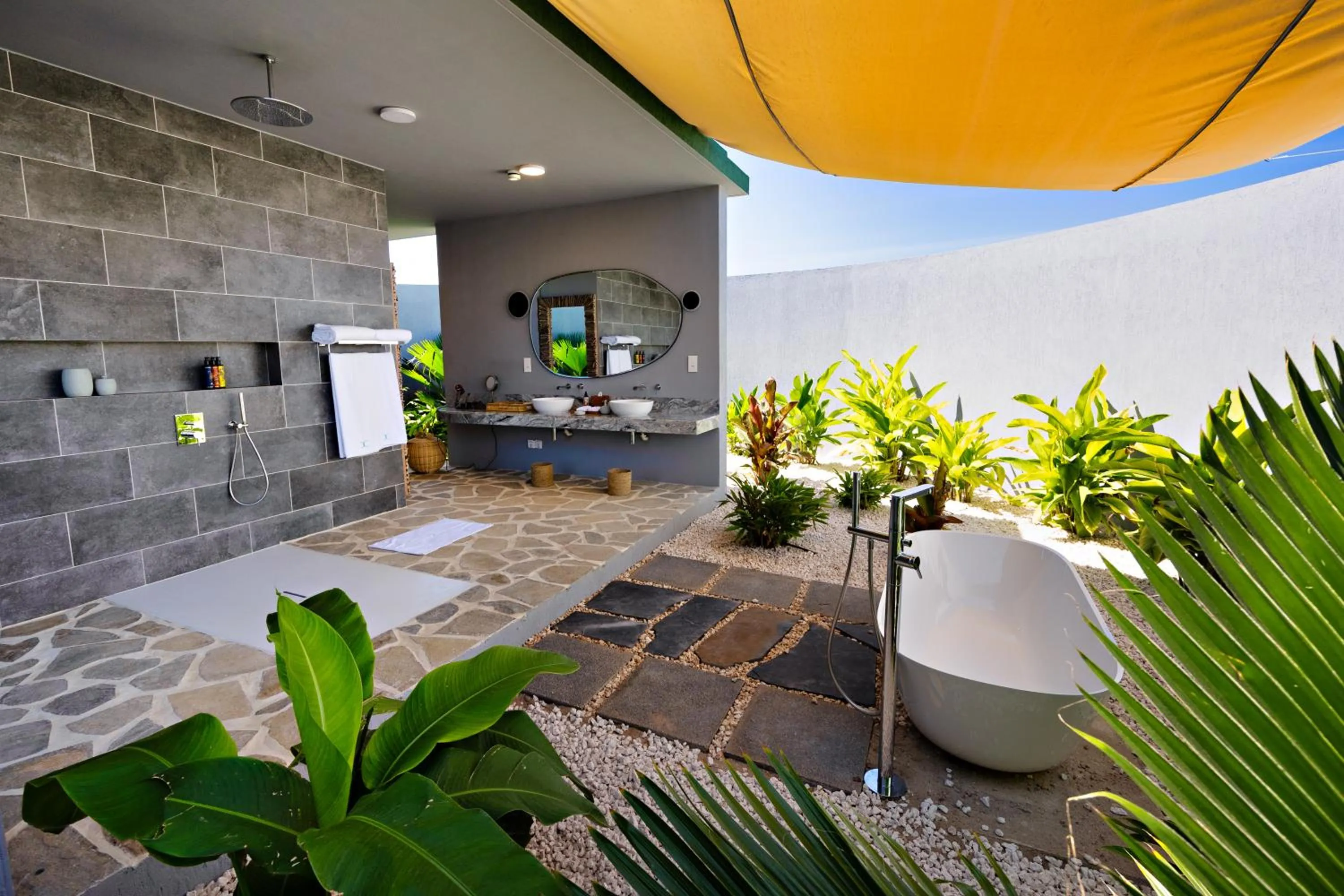 Bathroom in Bawe Island Zanzibar