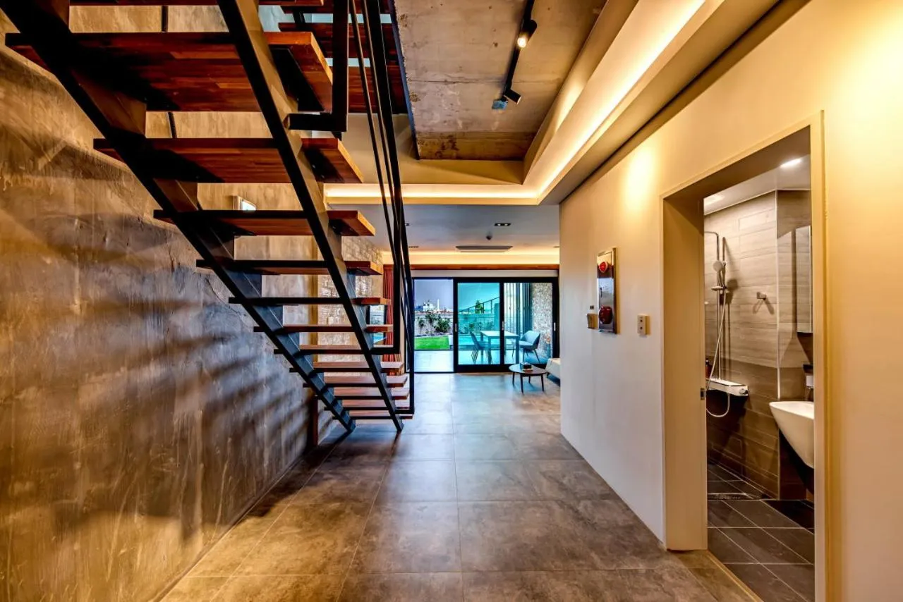 Ocean Brick Poolvilla