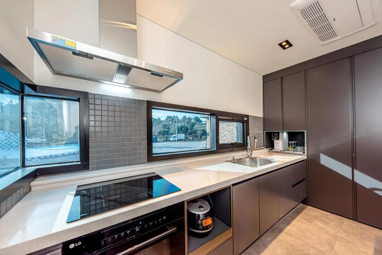 Ocean Brick Poolvilla