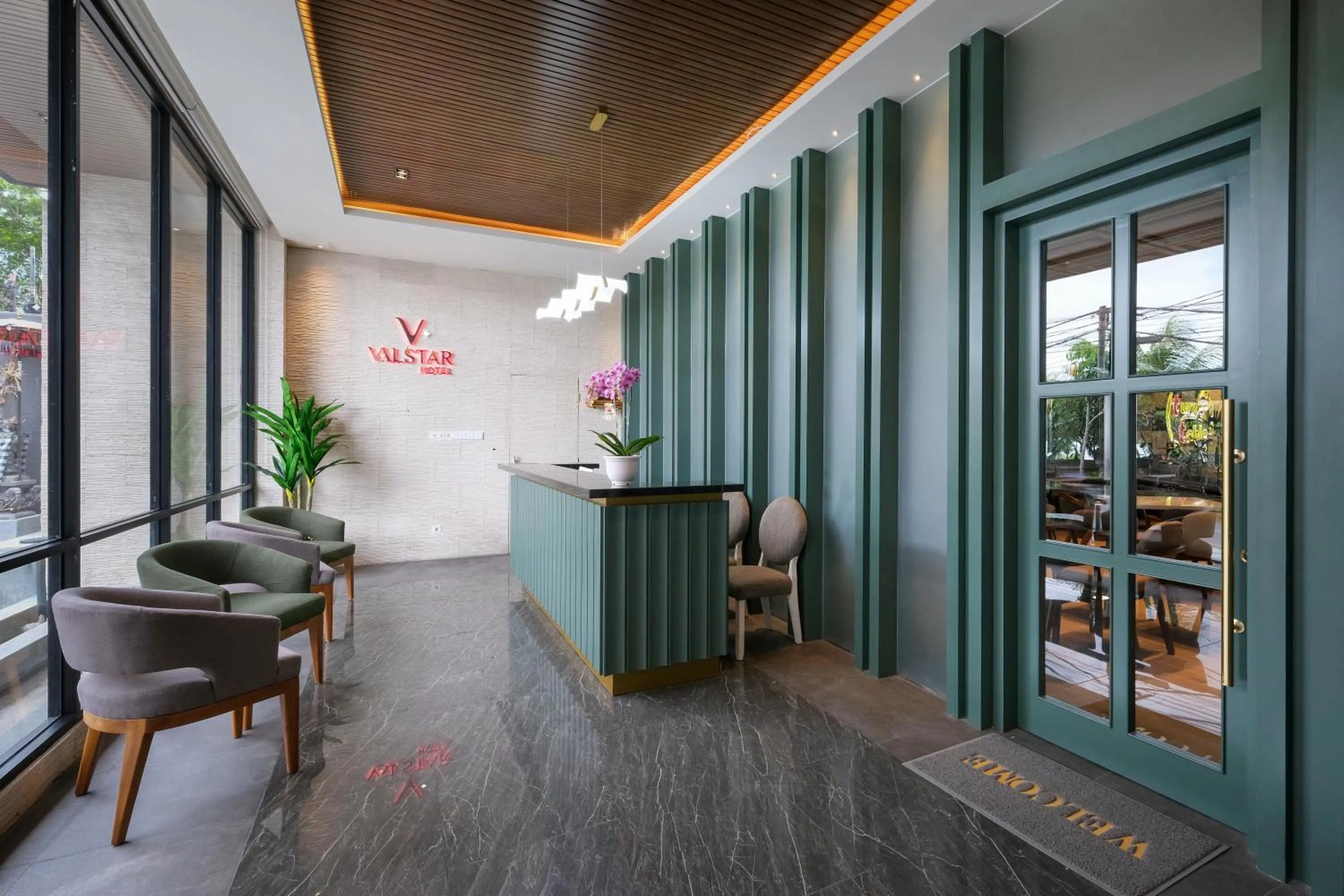 Lobby or reception in ValStar Hotel Canggu