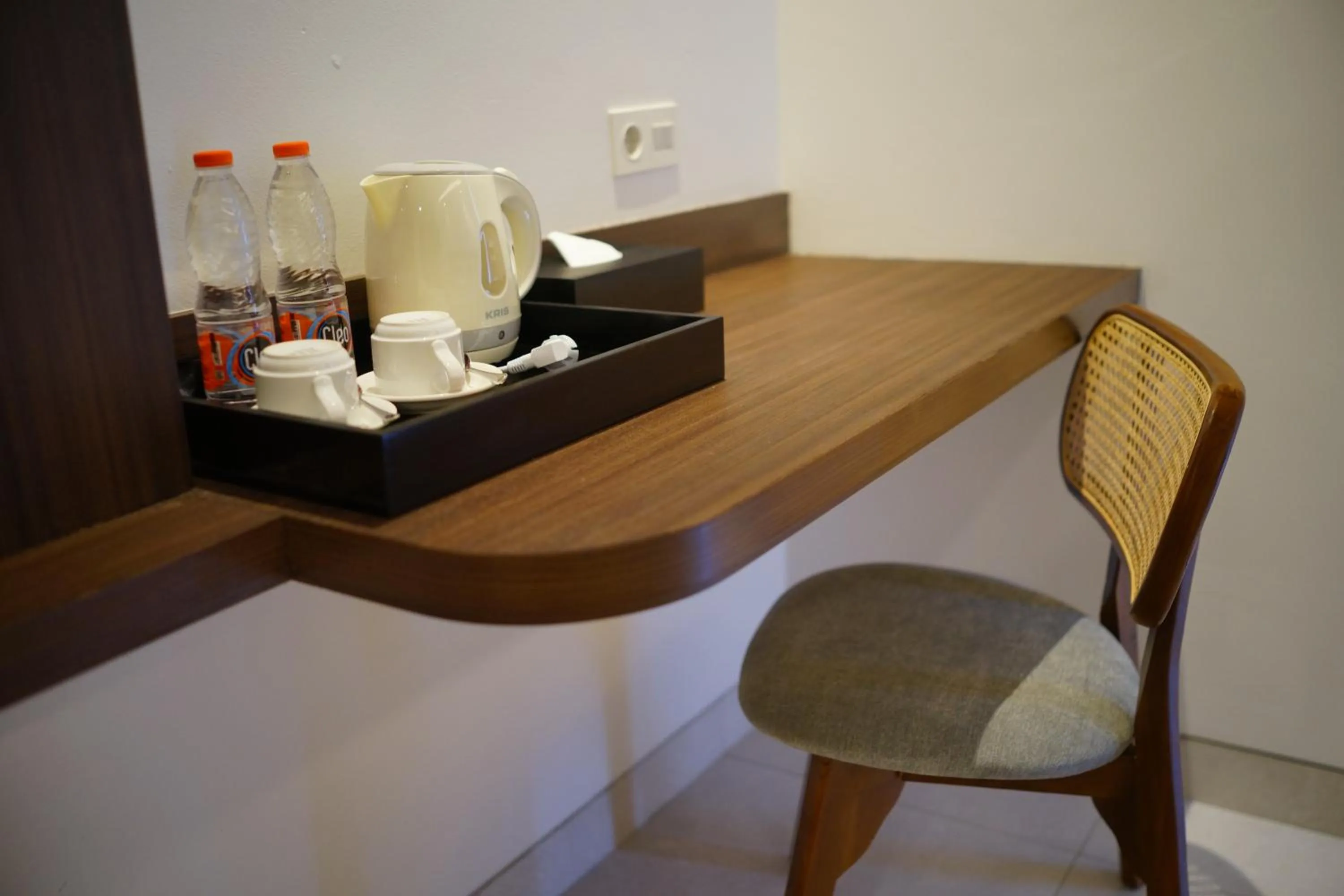 Coffee/tea facilities in ValStar Hotel Canggu