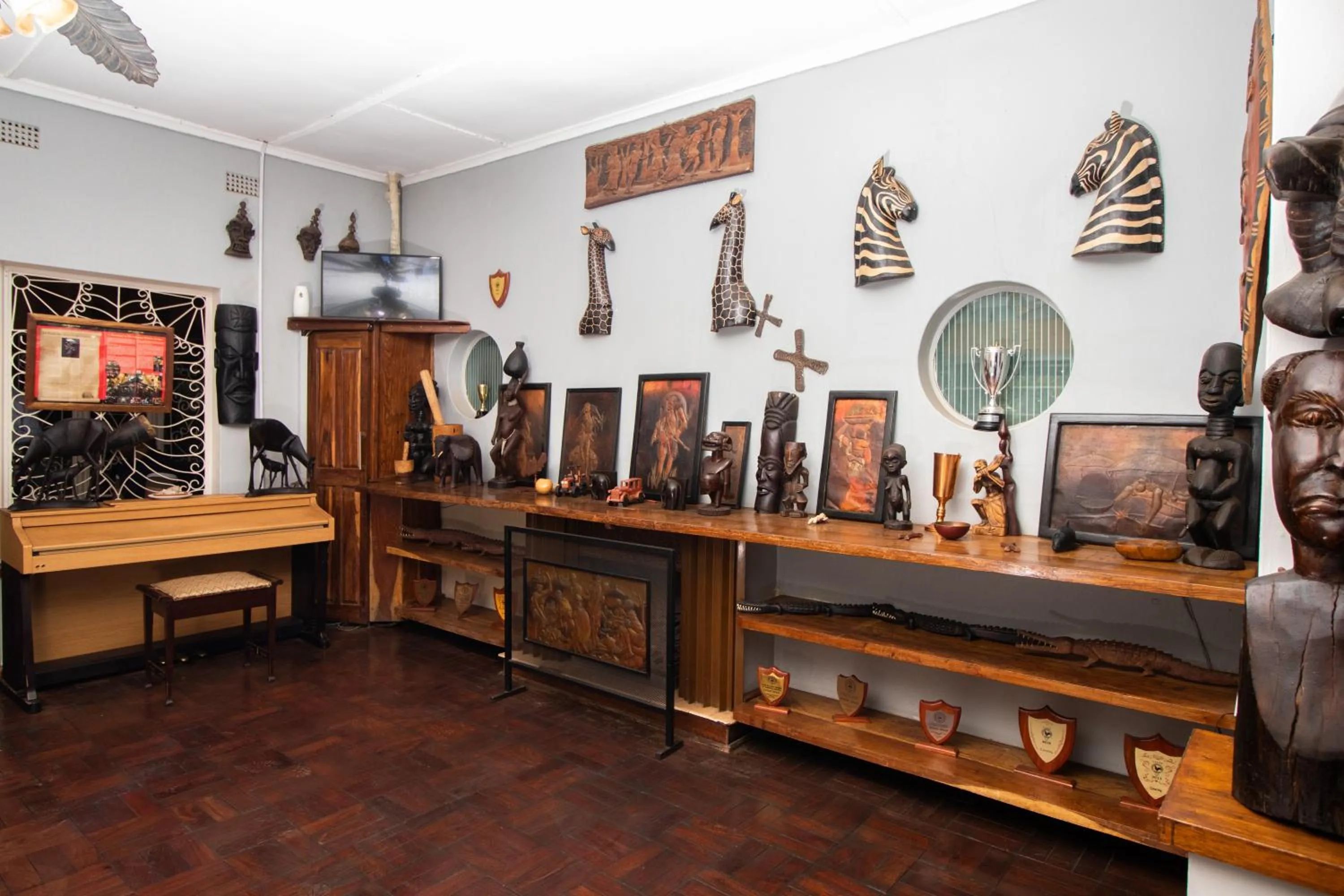 SHERBOURNE LODGE