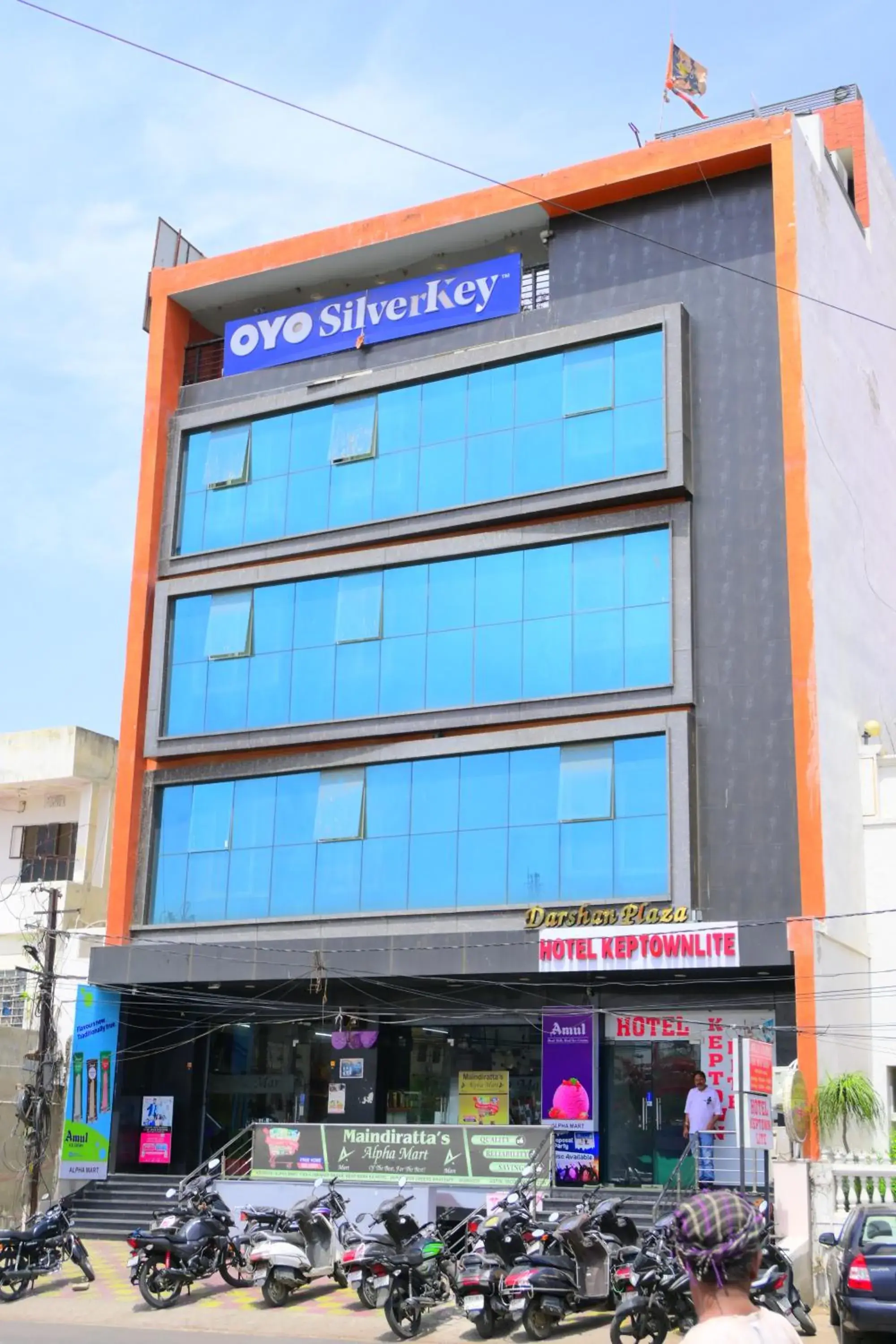 Property building in Hotel Keptown Lite Property building in Hotel Keptown Lite