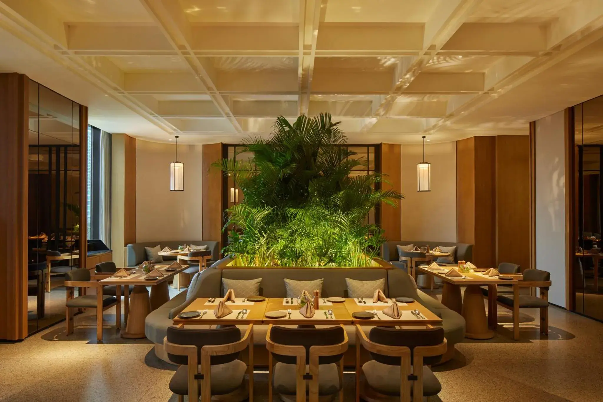 Restaurant/places to eat in Hotel Tentrem Jakarta Restaurant/places to eat in Hotel Tentrem Jakarta