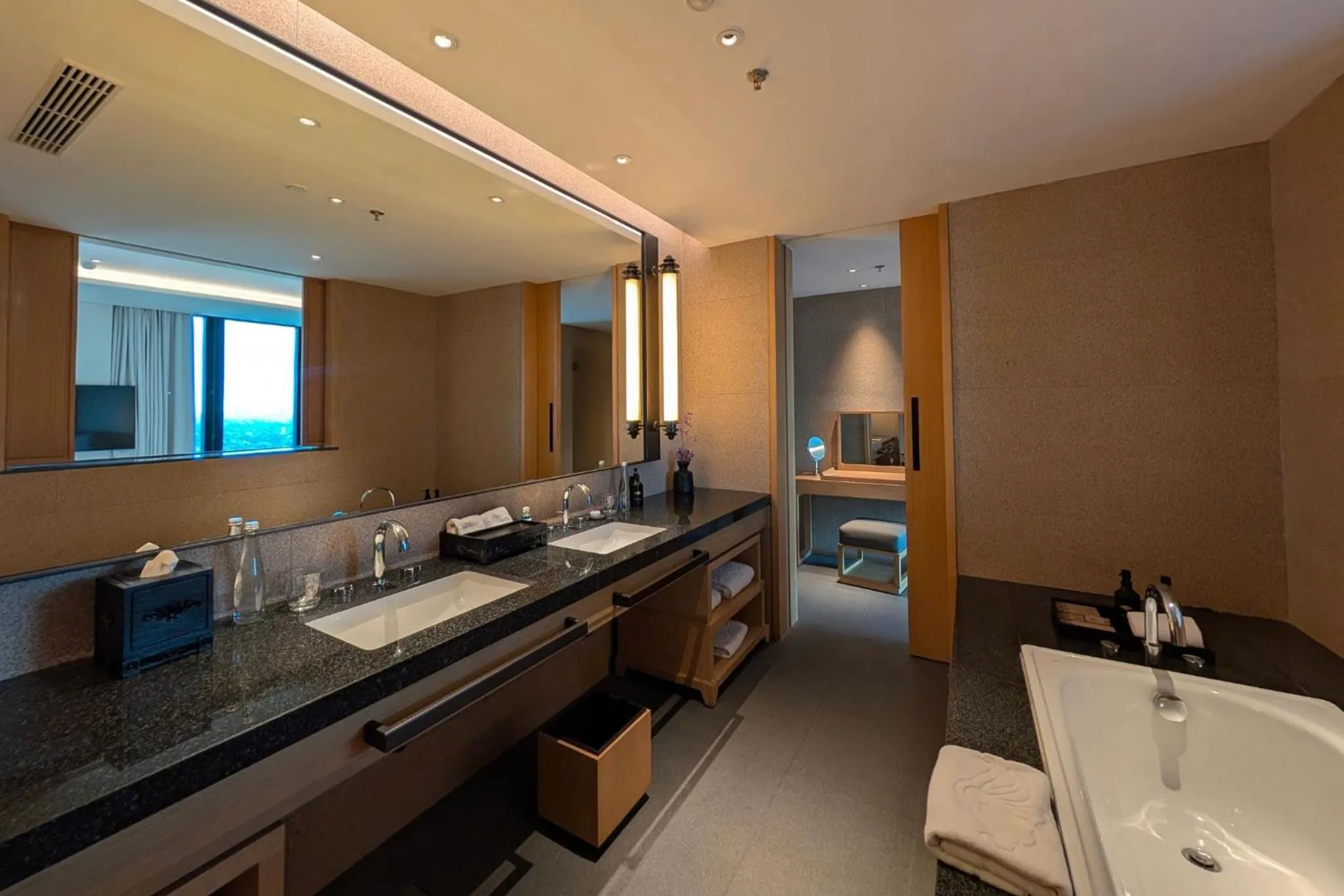 Bathroom in Hotel Tentrem Jakarta