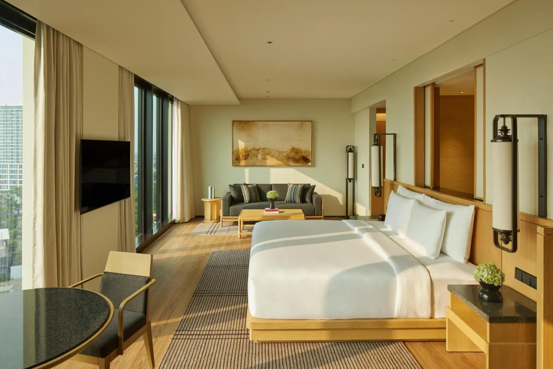 Bed in Hotel Tentrem Jakarta