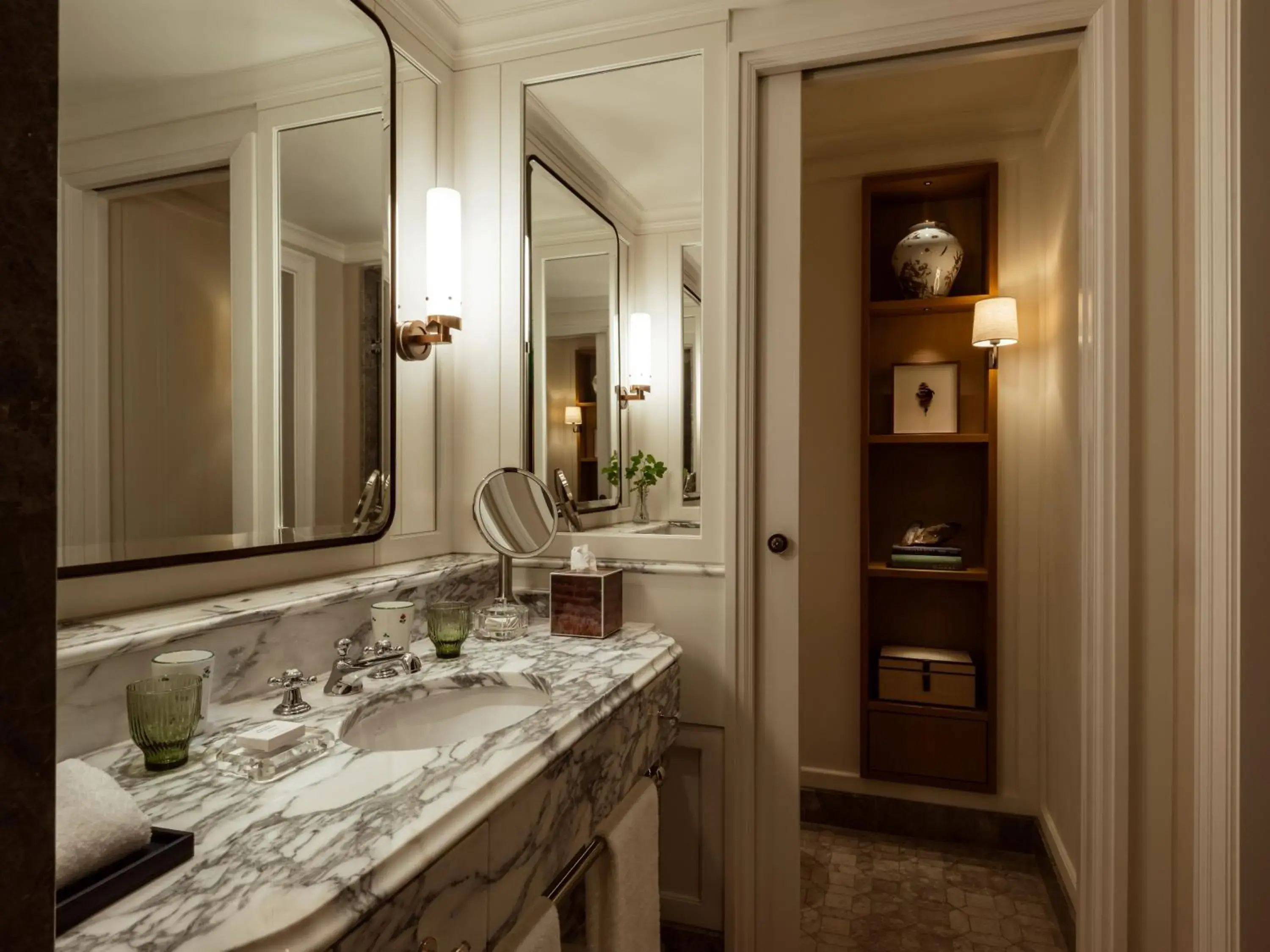 Bathroom in Rosewood Schloss Fuschl Bathroom in Rosewood Schloss Fuschl