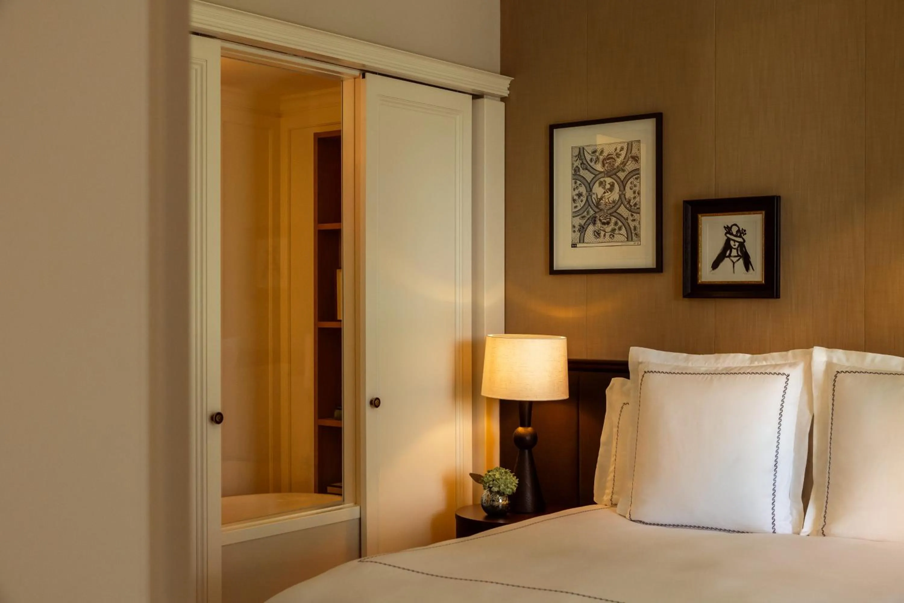 Bed in Rosewood Schloss Fuschl