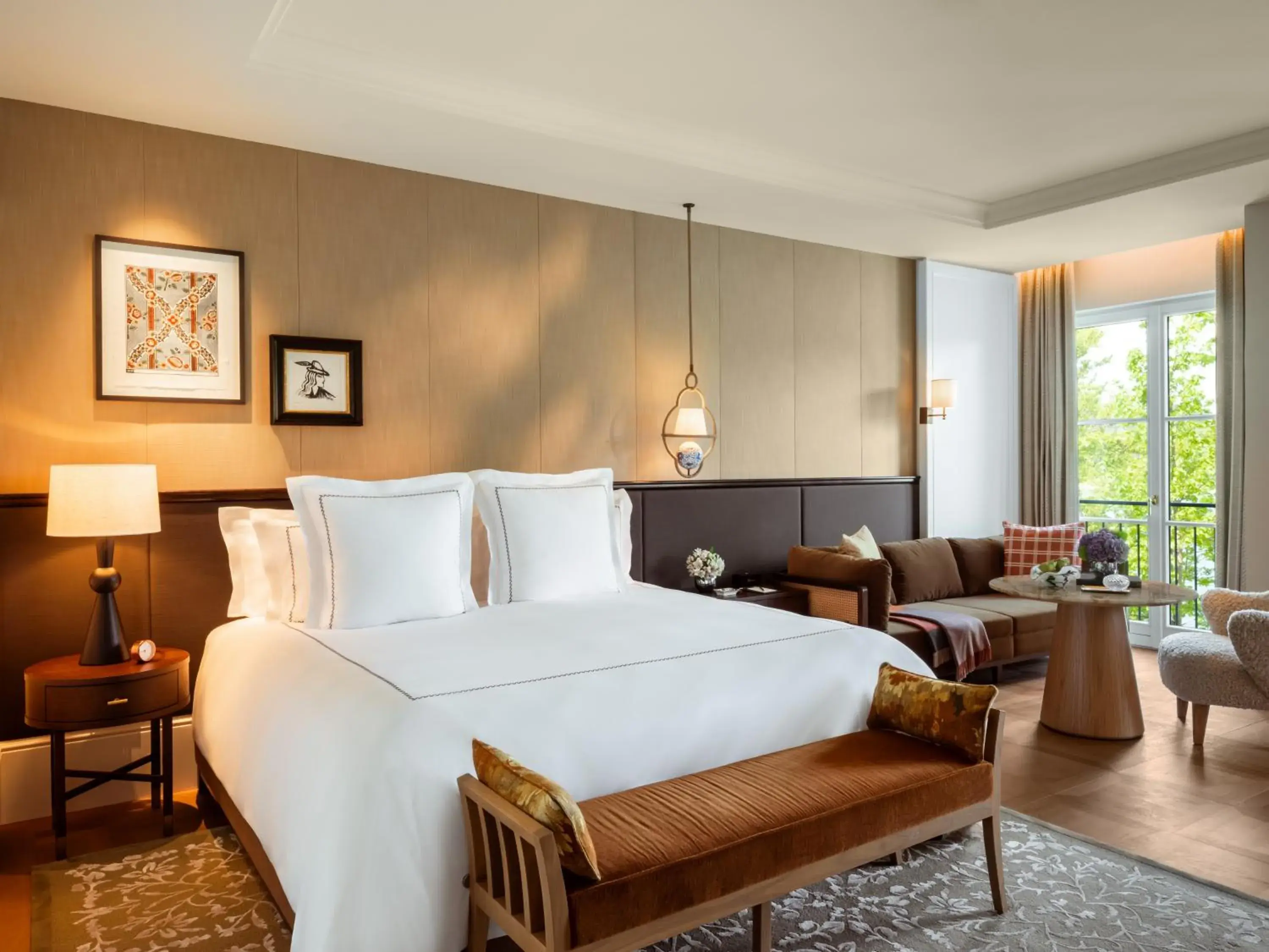 Bed in Rosewood Schloss Fuschl Bed in Rosewood Schloss Fuschl