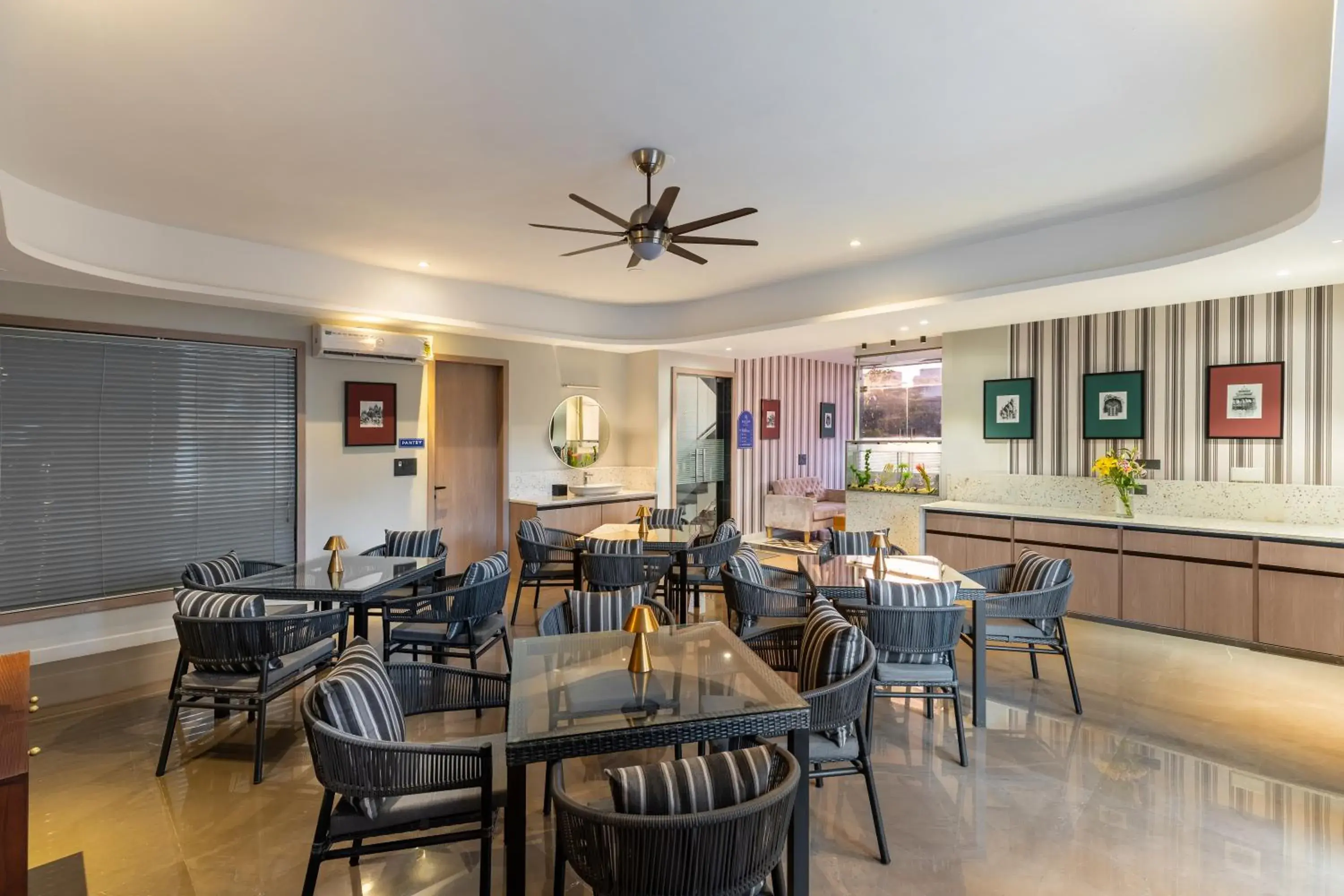 Restaurant/places to eat in My Downtown - Hotel Blue Chip Udaipur Restaurant/places to eat in My Downtown - Hotel Blue Chip Udaipur