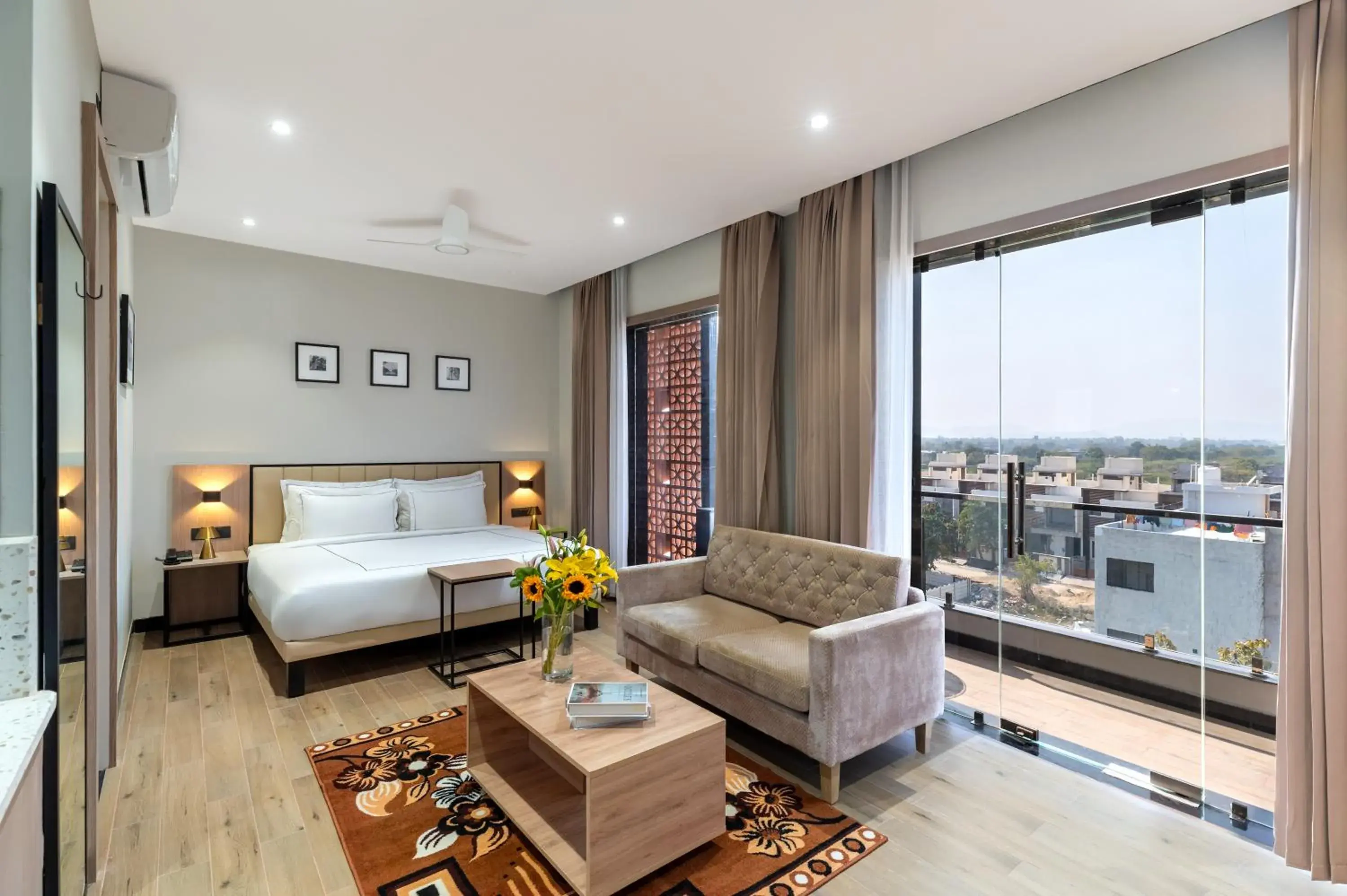 Family Room in Blue Chip Stays - My Downtown Hotels Family Room in Blue Chip Stays - My Downtown Hotels