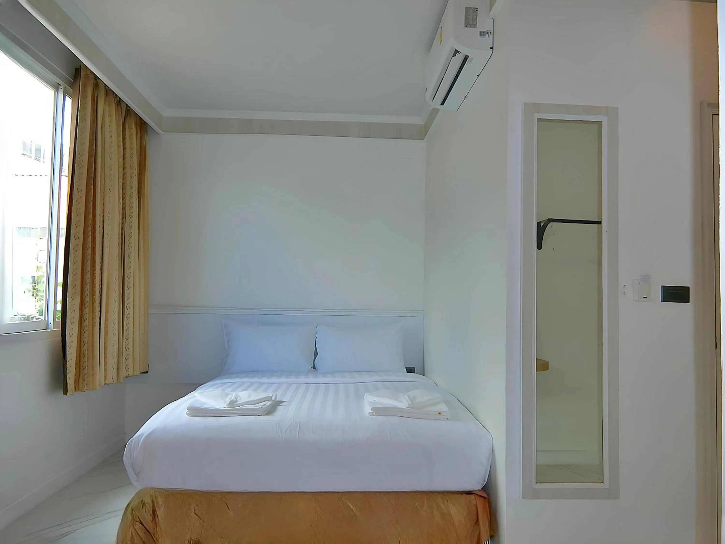 Small Double Room in Sira Boutique, Patong