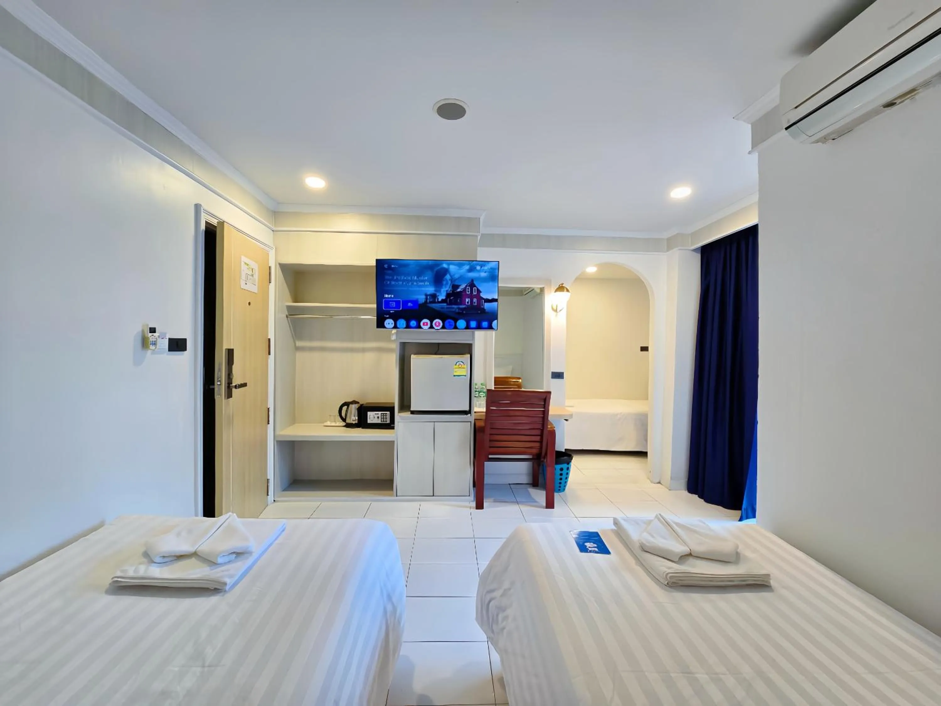 Sira Boutique, Patong