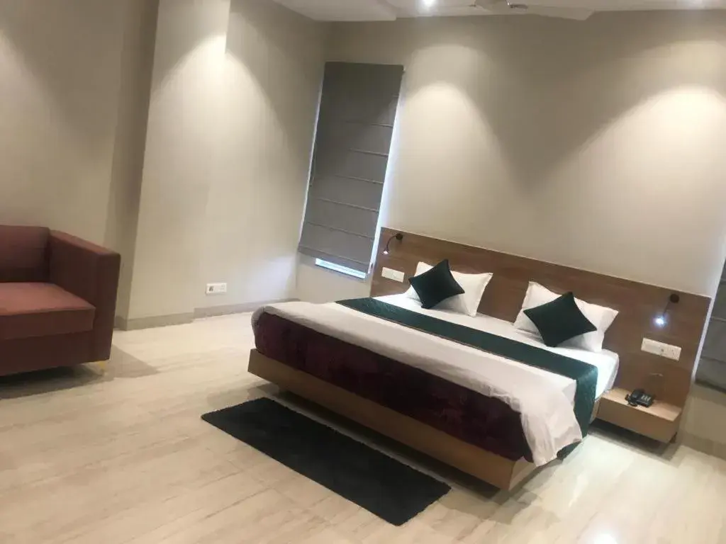 Bedroom, Bed in Kumaon Inn Bedroom, Bed in Kumaon Inn