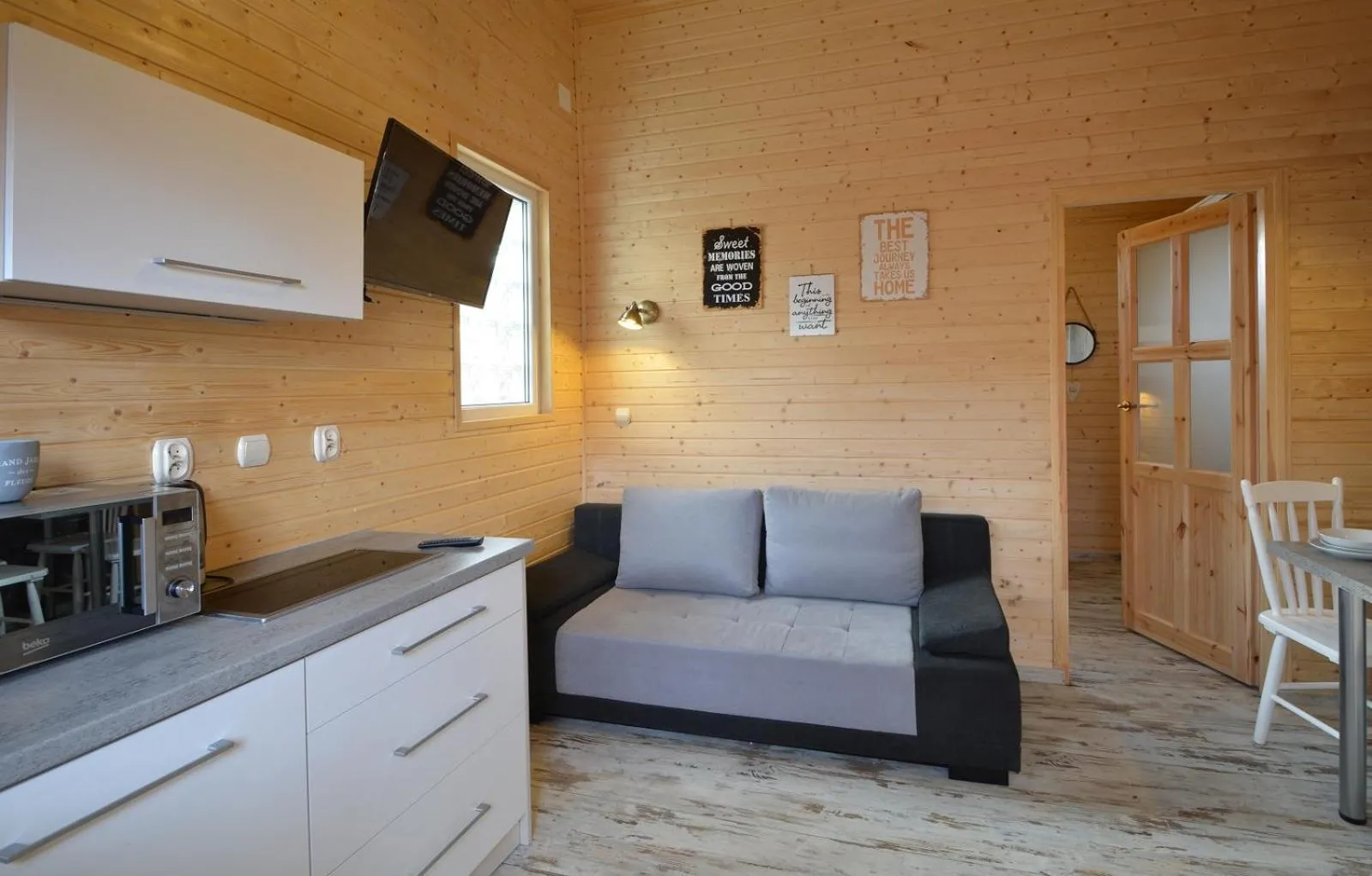 Photo of the whole room in Domki Letniskowe Amelia