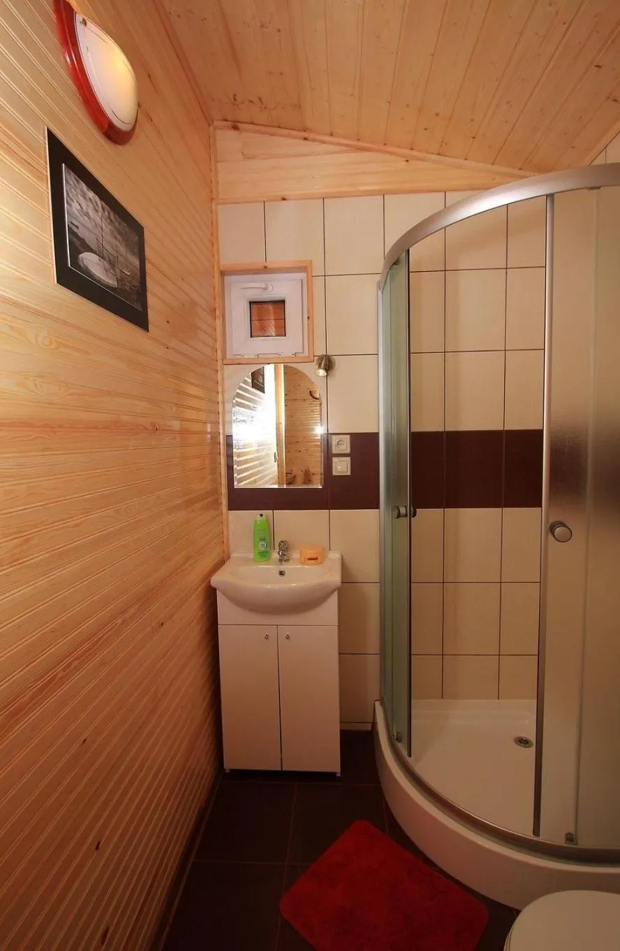Shower in Domki Letniskowe Amelia