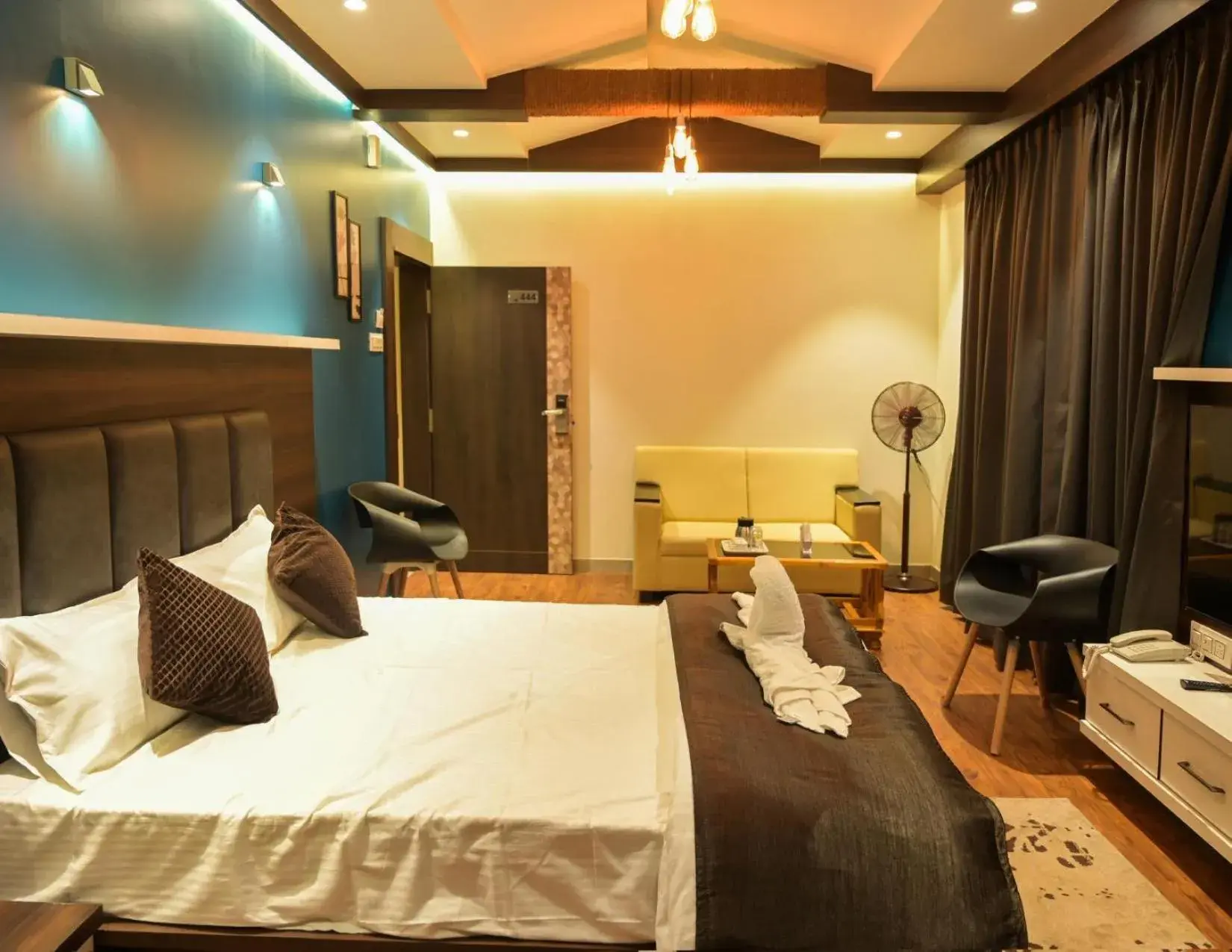 Bedroom, Bed in Hotel Limelight Bedroom, Bed in Hotel Limelight