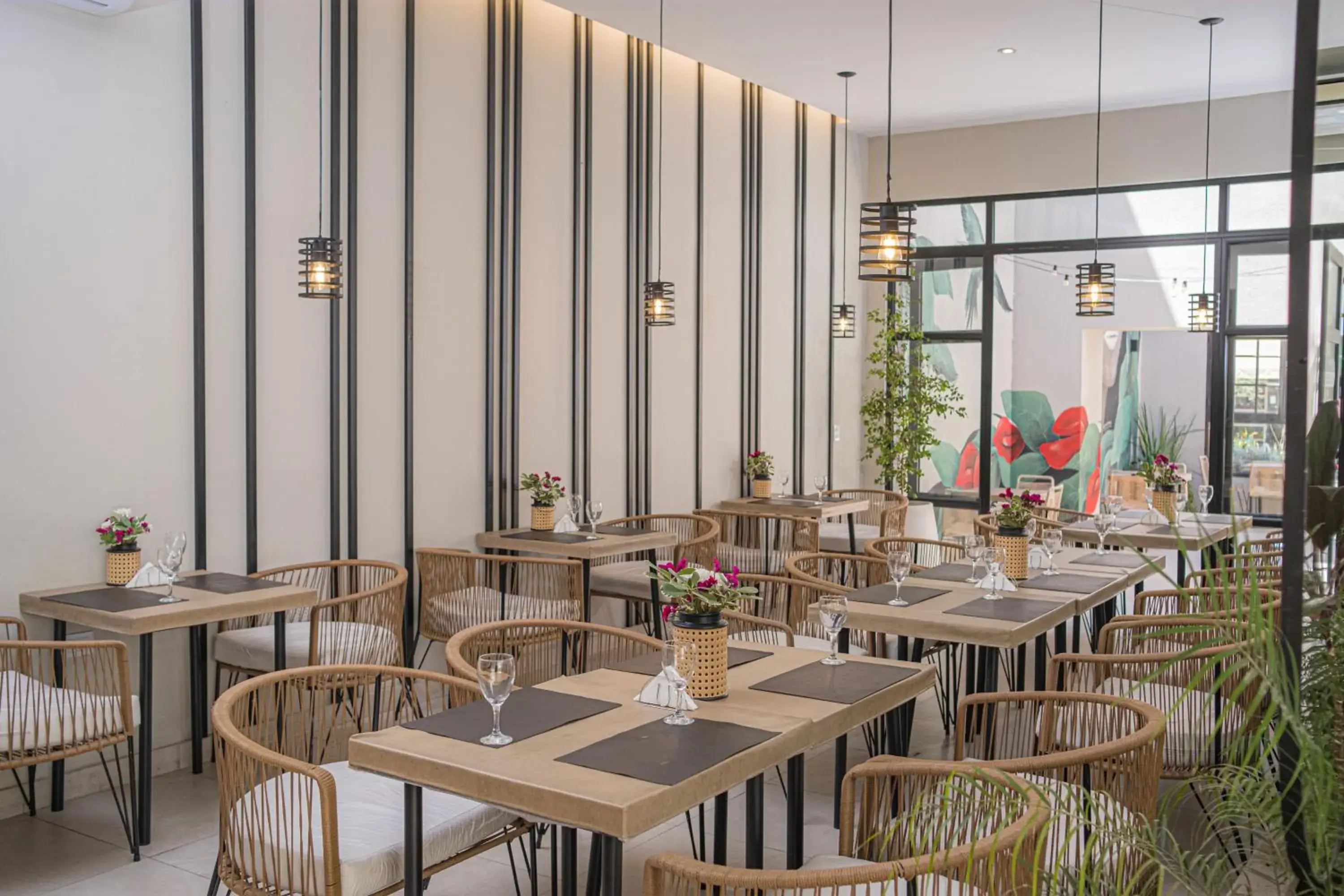 Restaurant/places to eat in Hotel Caseros Salta Restaurant/places to eat in Hotel Caseros Salta