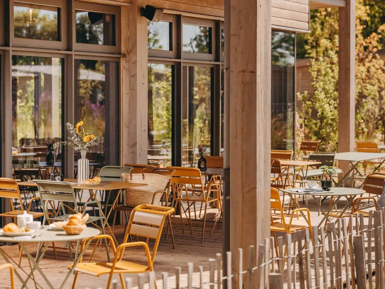 Restaurant/places to eat in Hôtel le Bout du Parc de Versailles Restaurant/places to eat in Hôtel le Bout du Parc de Versailles