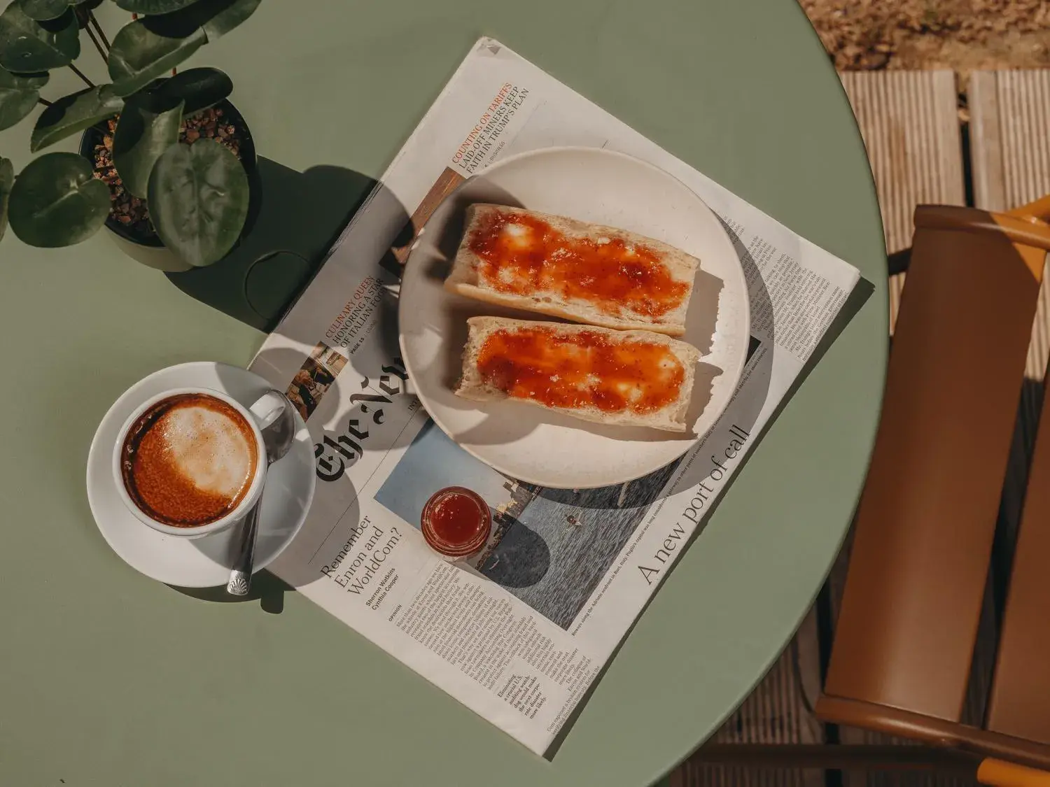 Breakfast in Hôtel le Bout du Parc de Versailles Breakfast in Hôtel le Bout du Parc de Versailles
