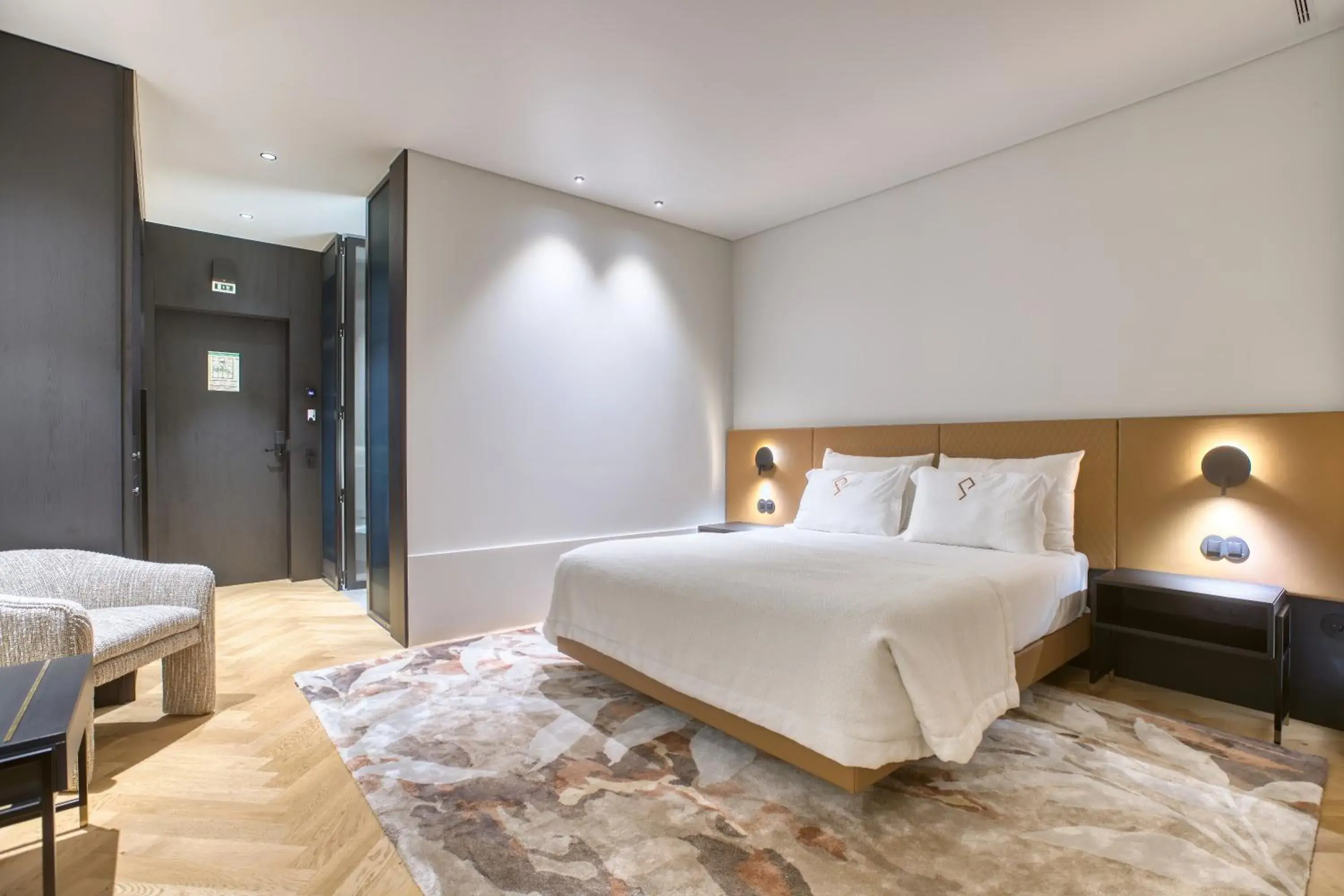 Deluxe Double Room in Palatial Suites Deluxe Double Room in Palatial Suites