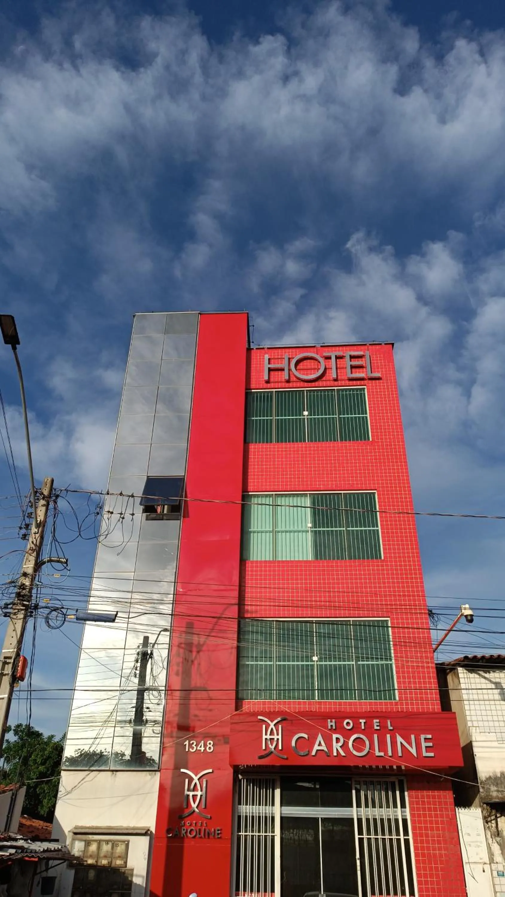 HOTEL CAROLINE