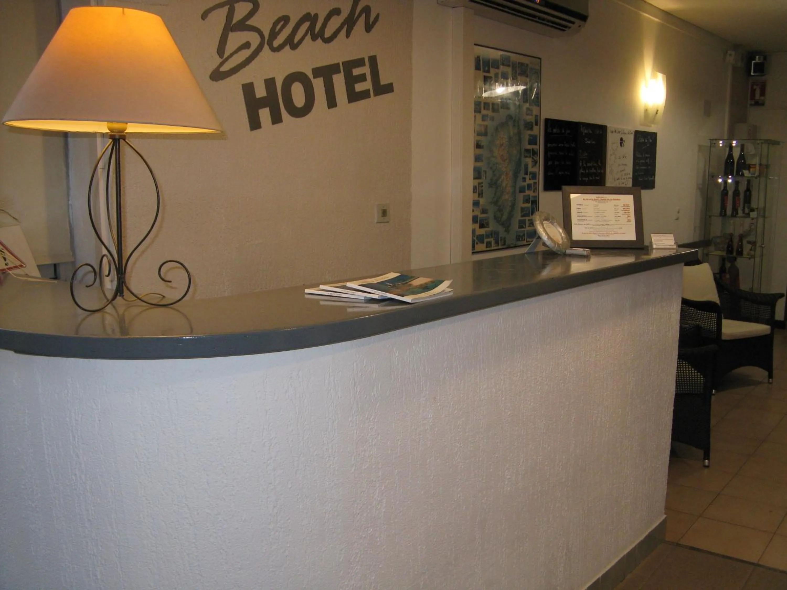 Lobby or reception in Hôtel Beach