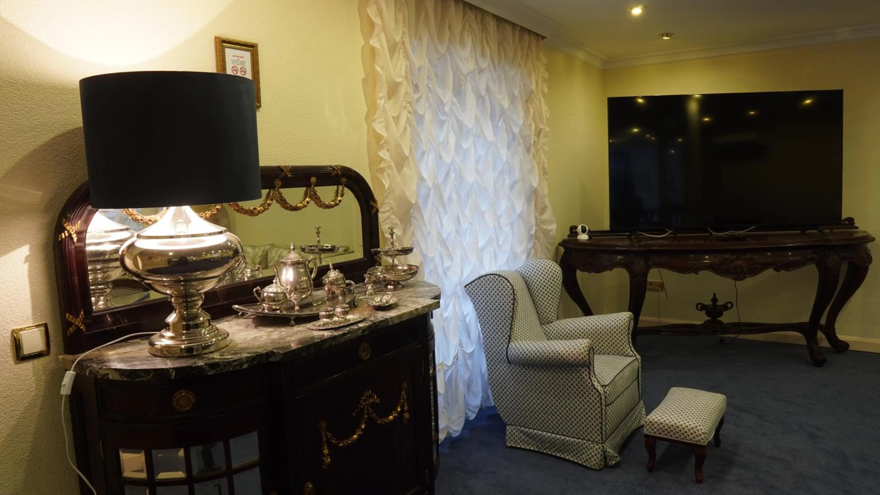 TV and multimedia in HOTEL RIAZA