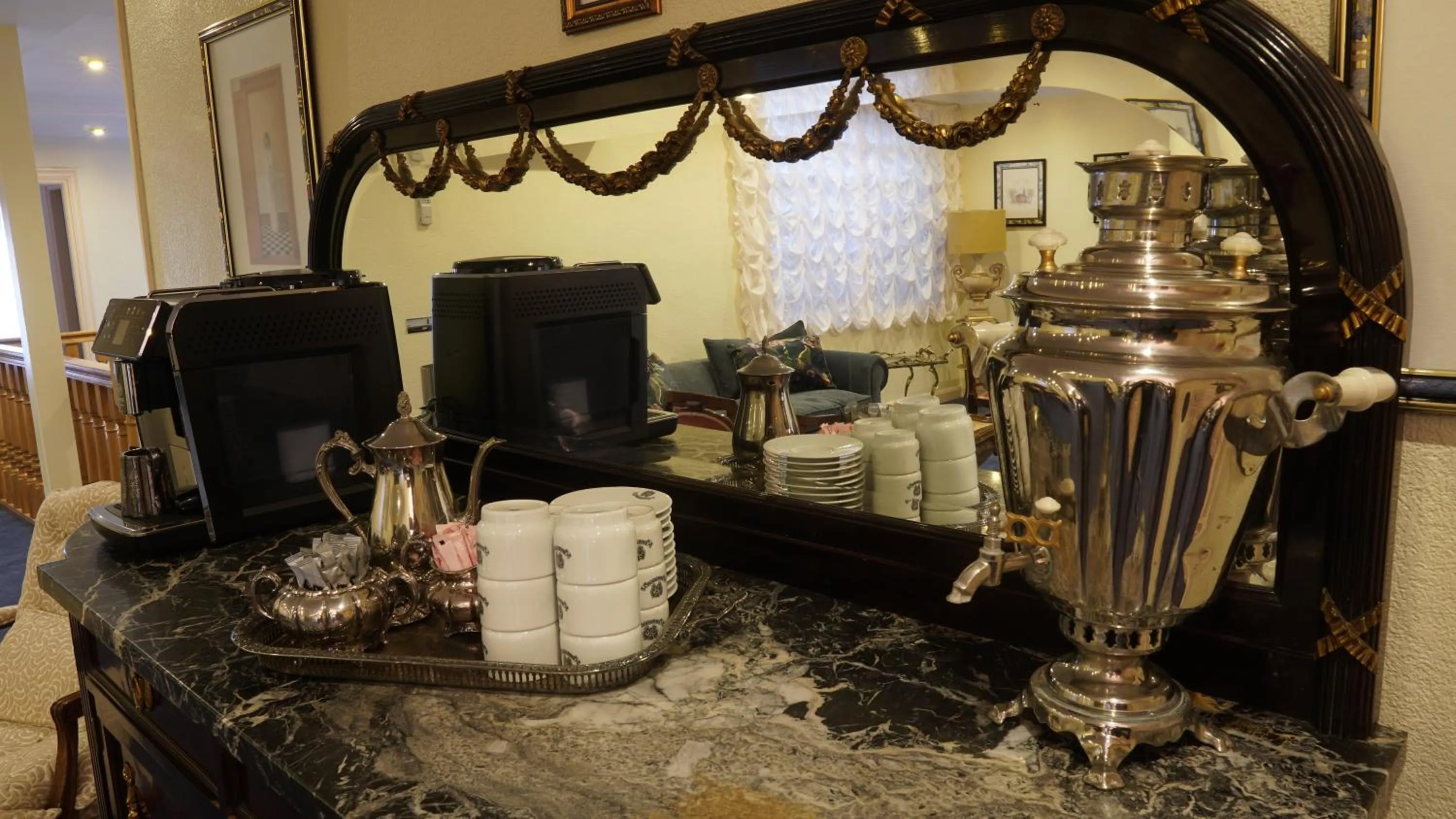 Coffee/tea facilities in HOTEL RIAZA