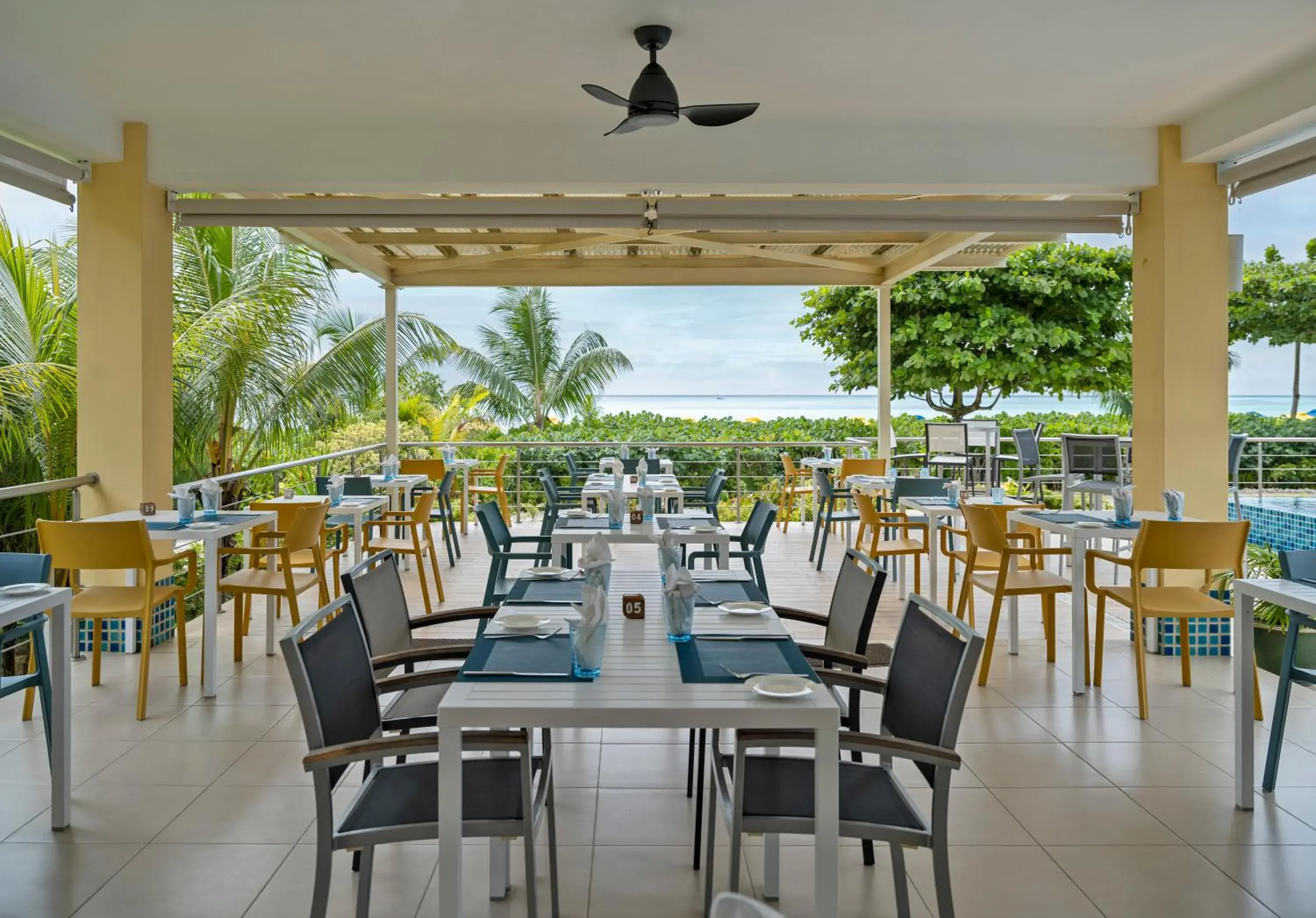 Restaurant/places to eat in Acajou Beach Resort Restaurant/places to eat in Acajou Beach Resort