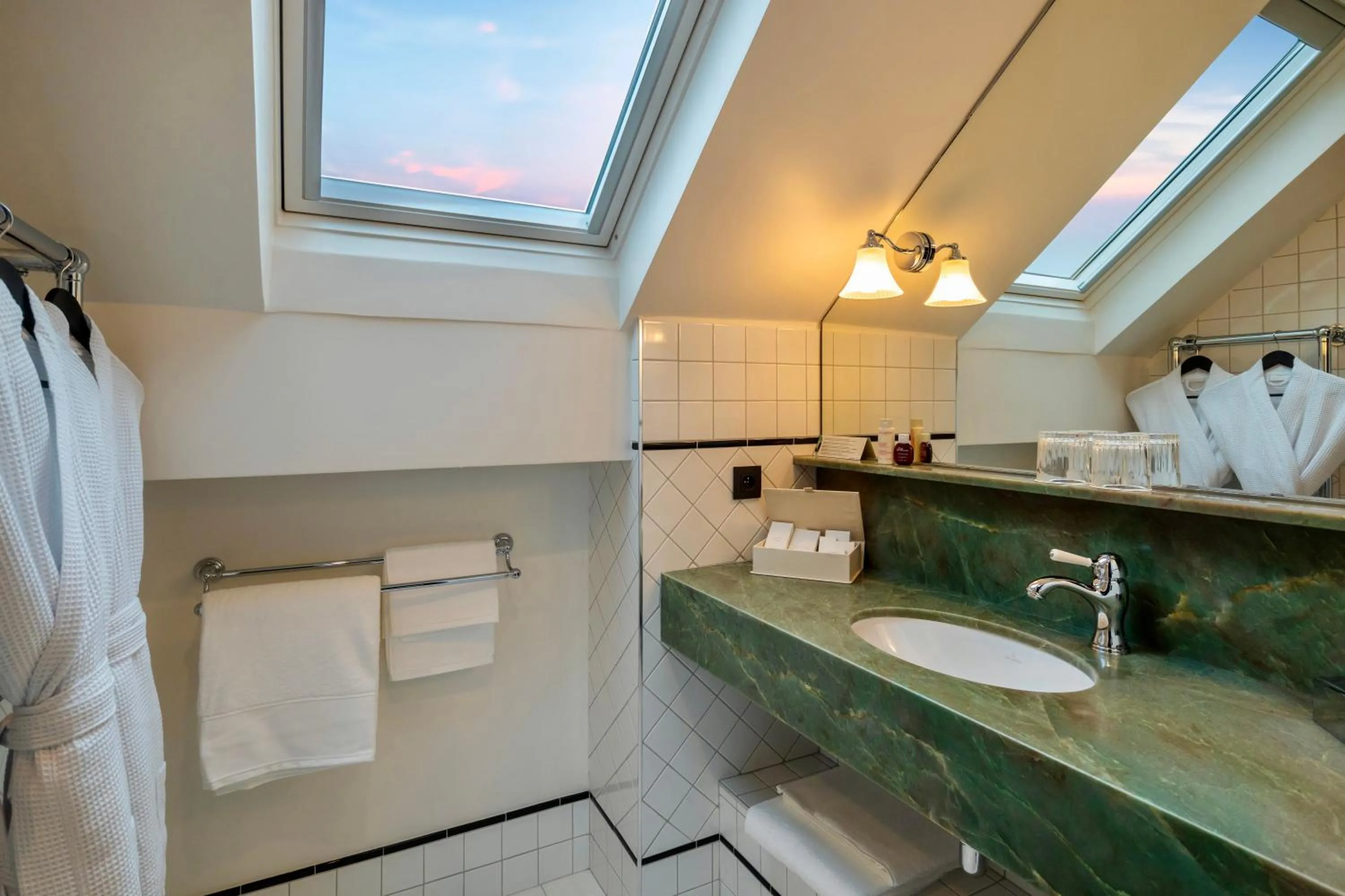 Bathroom in UNE AUTRE CHAMBRE