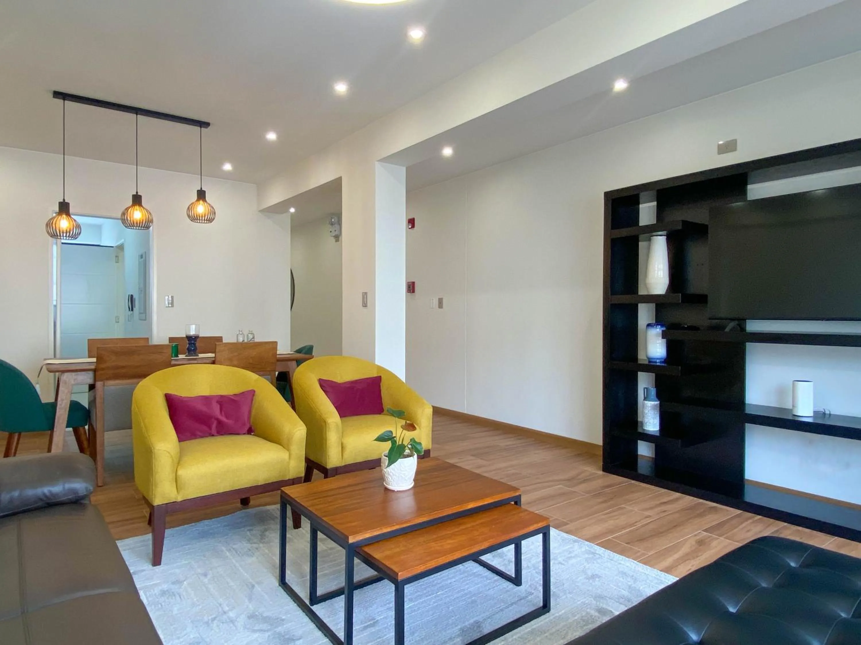 Living room in Borgoño By Wynwood House