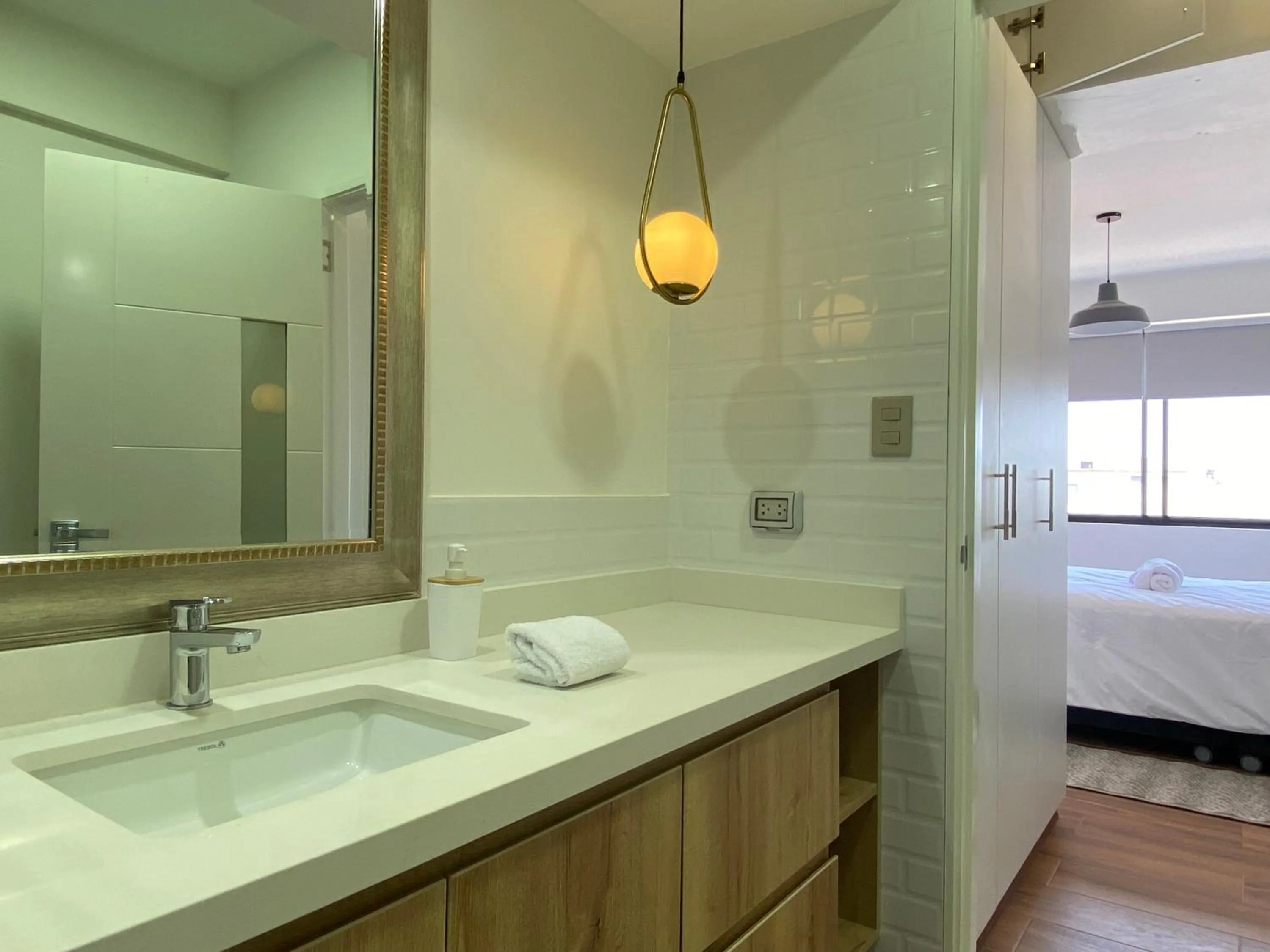 Bathroom, Bed in Borgoño By Wynwood House