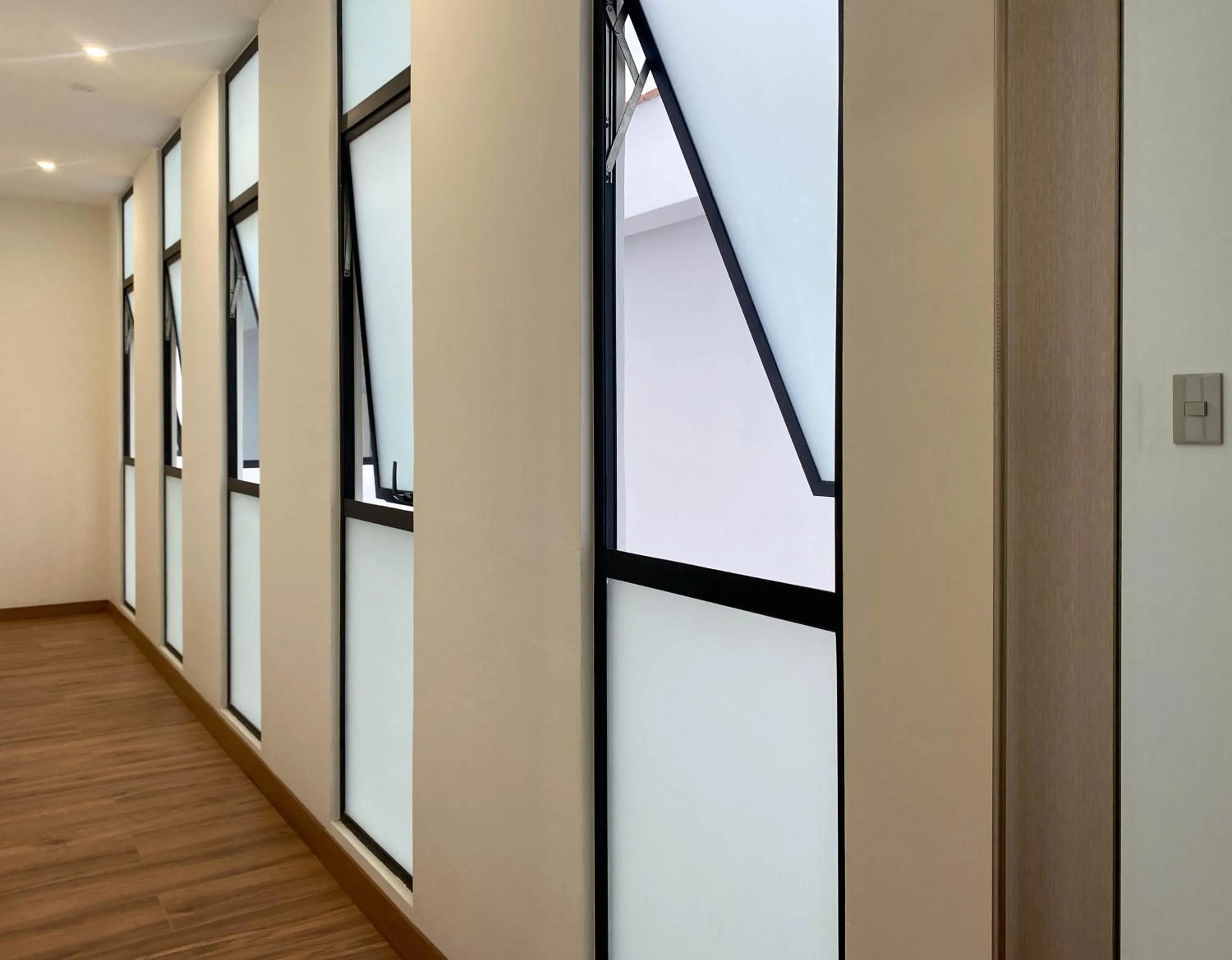 Photo of the whole room in Borgoño By Wynwood House