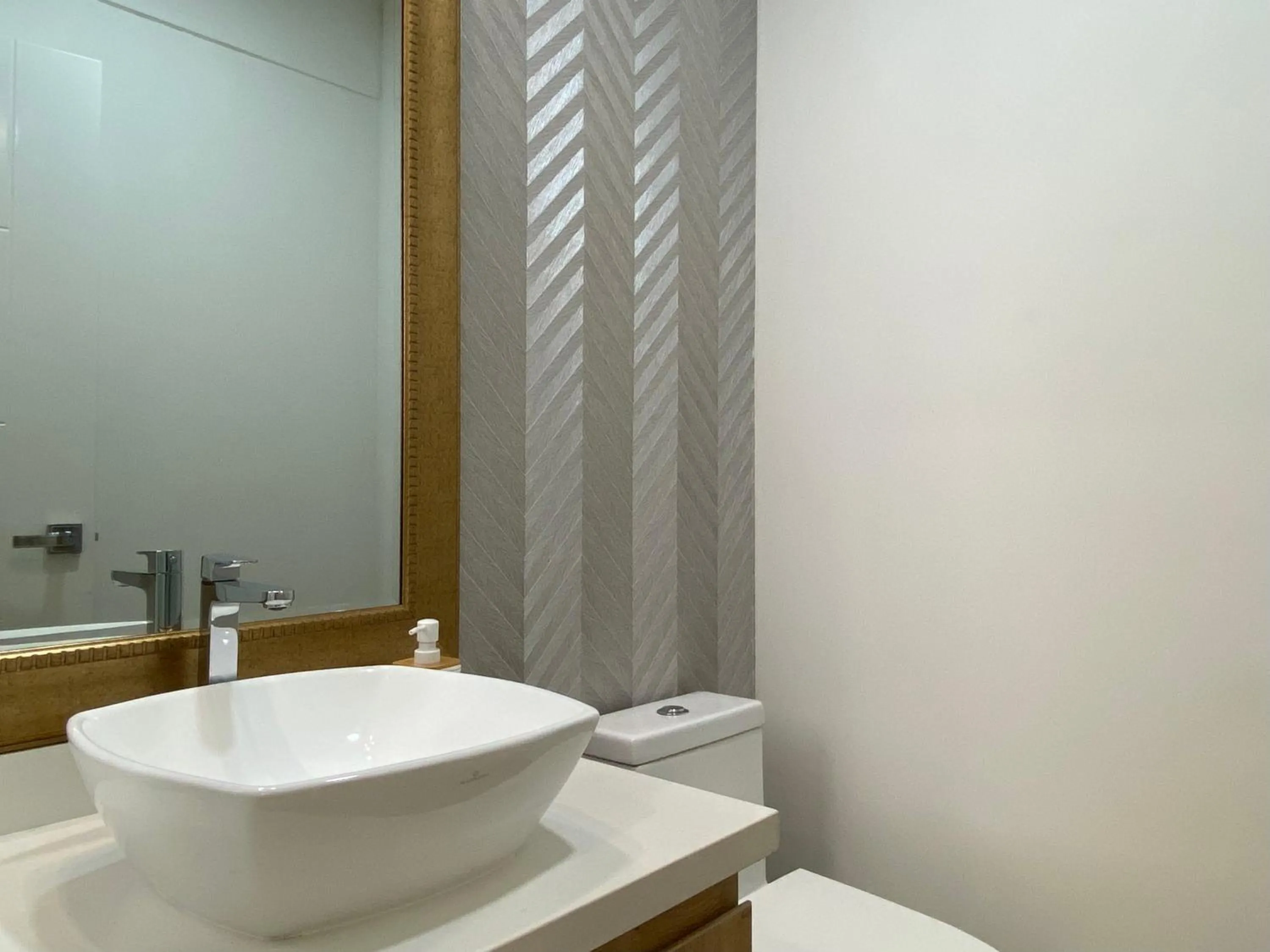 Bathroom in Borgoño By Wynwood House