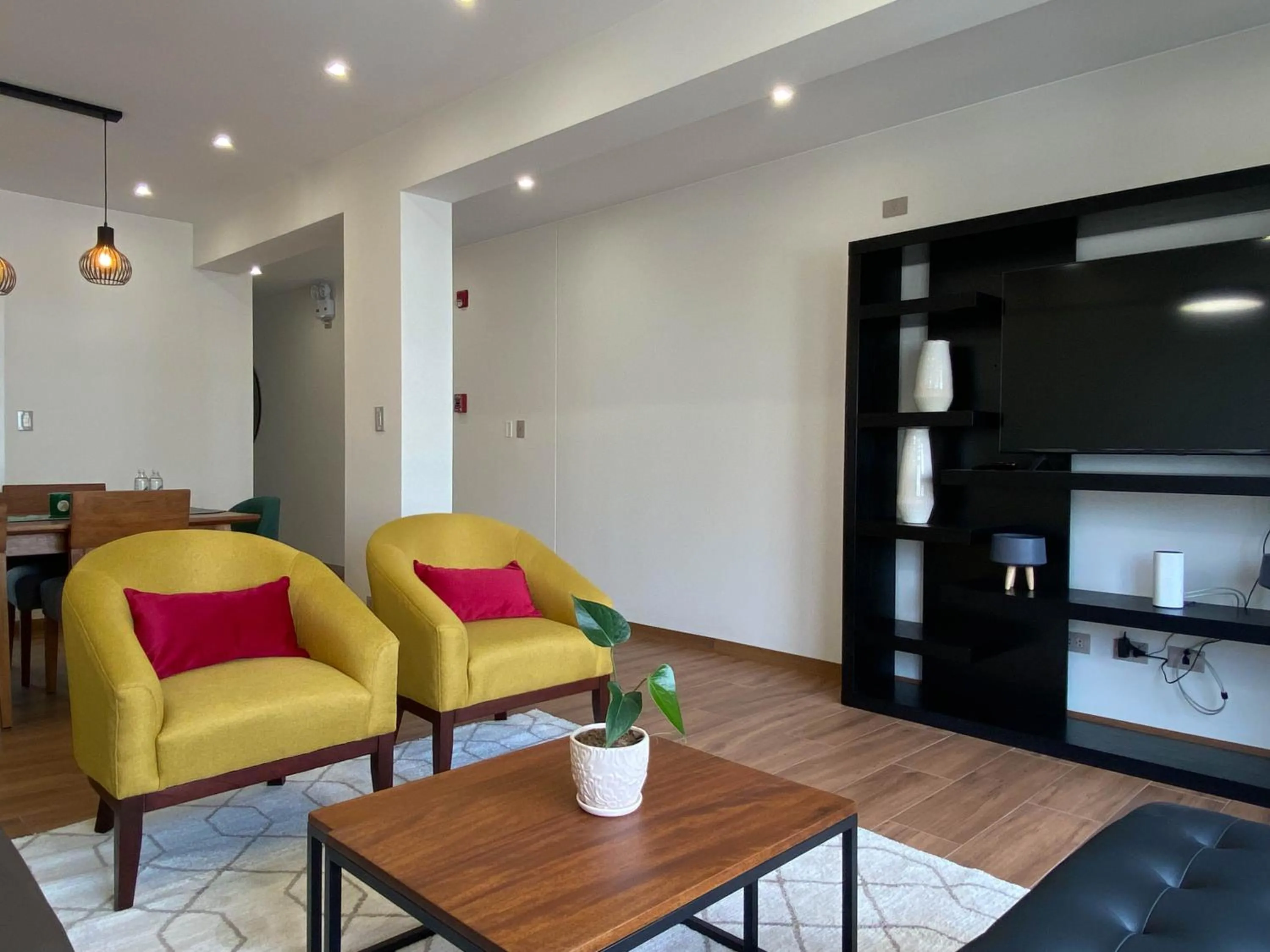 Living room in Borgoño By Wynwood House