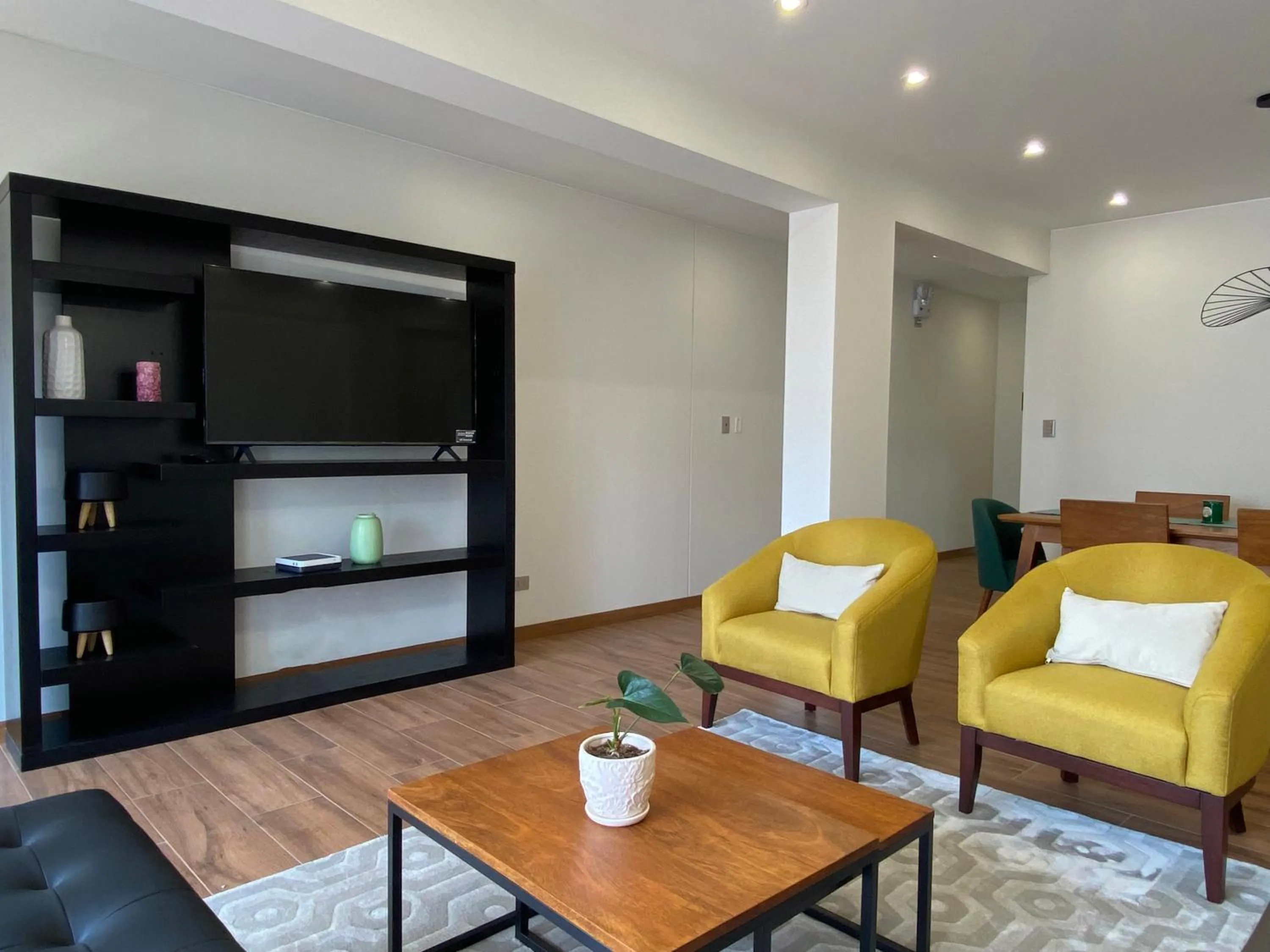 Seating area in Borgoño By Wynwood House