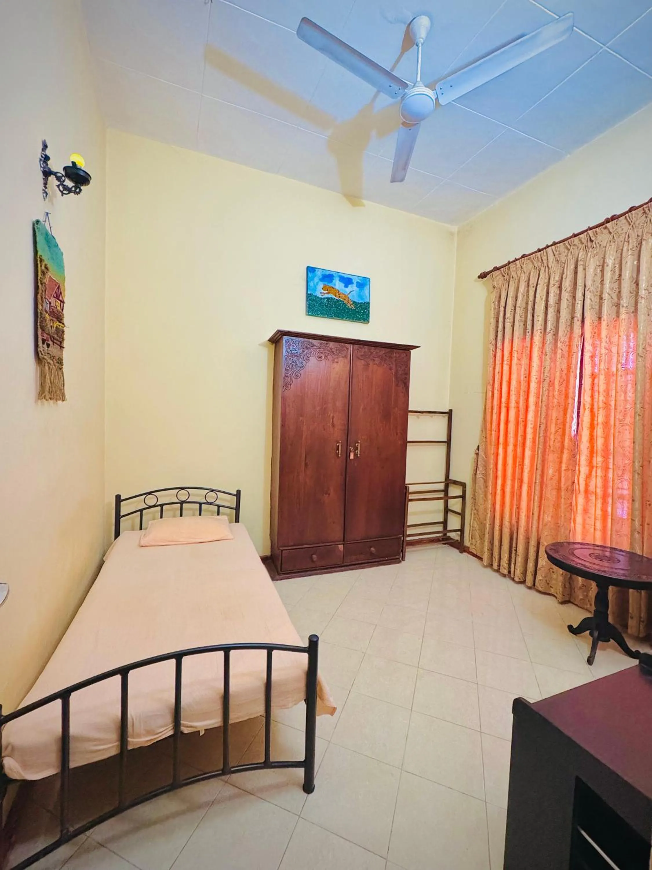 Bedroom, Bed in Mahaweli View Bungalow