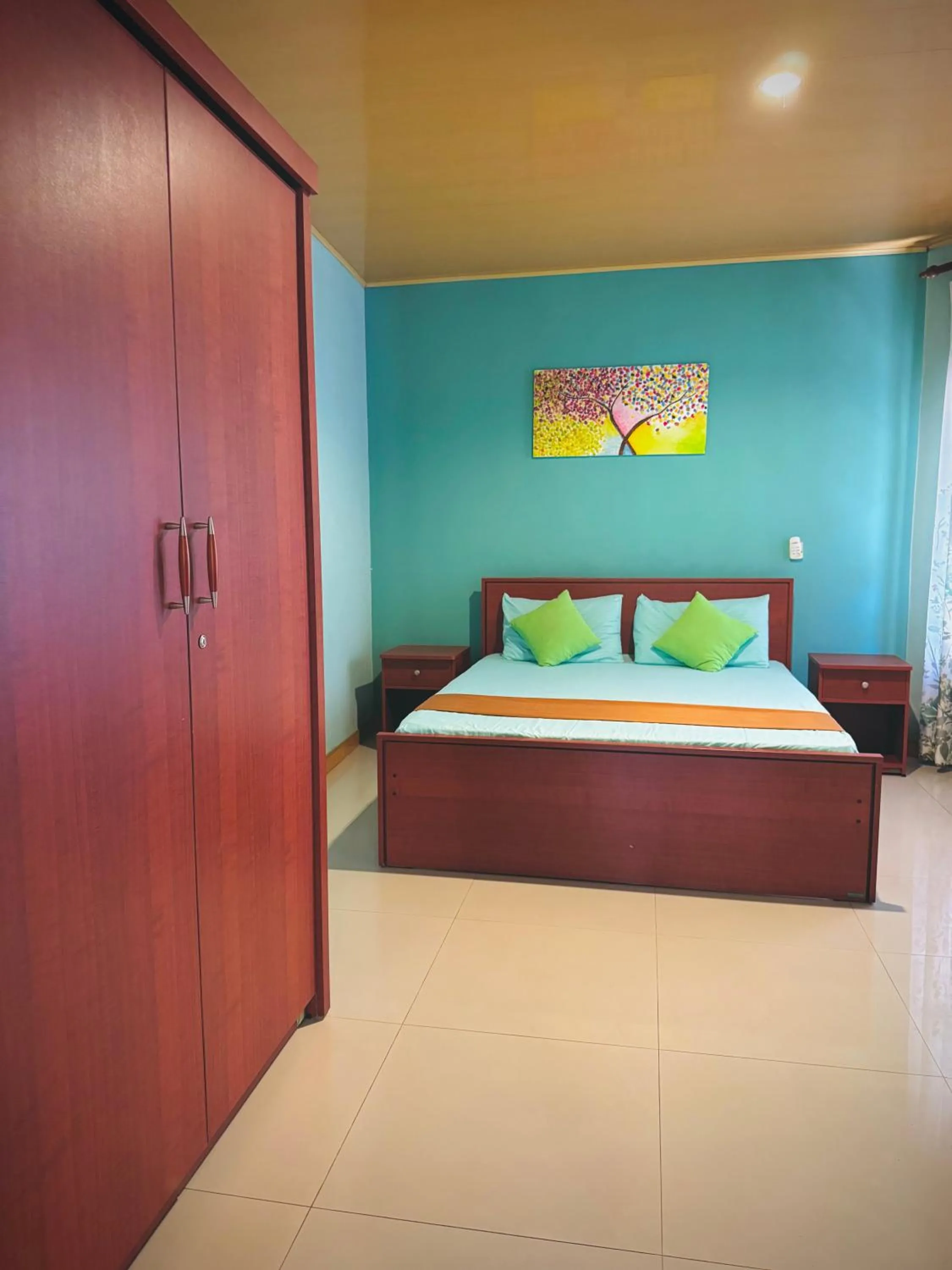 Bed in Mahaweli View Bungalow