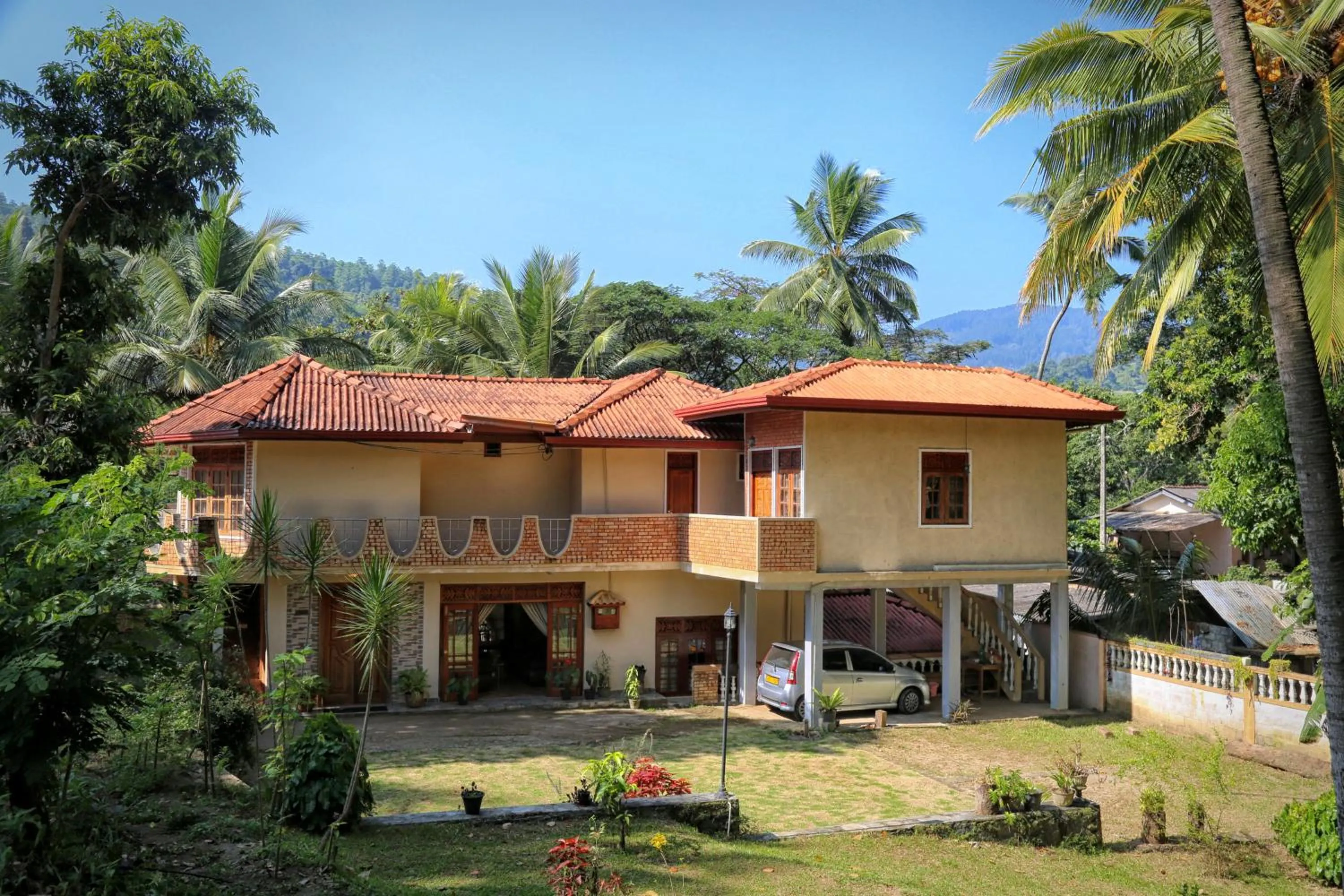 Property building in Mahaweli View Bungalow