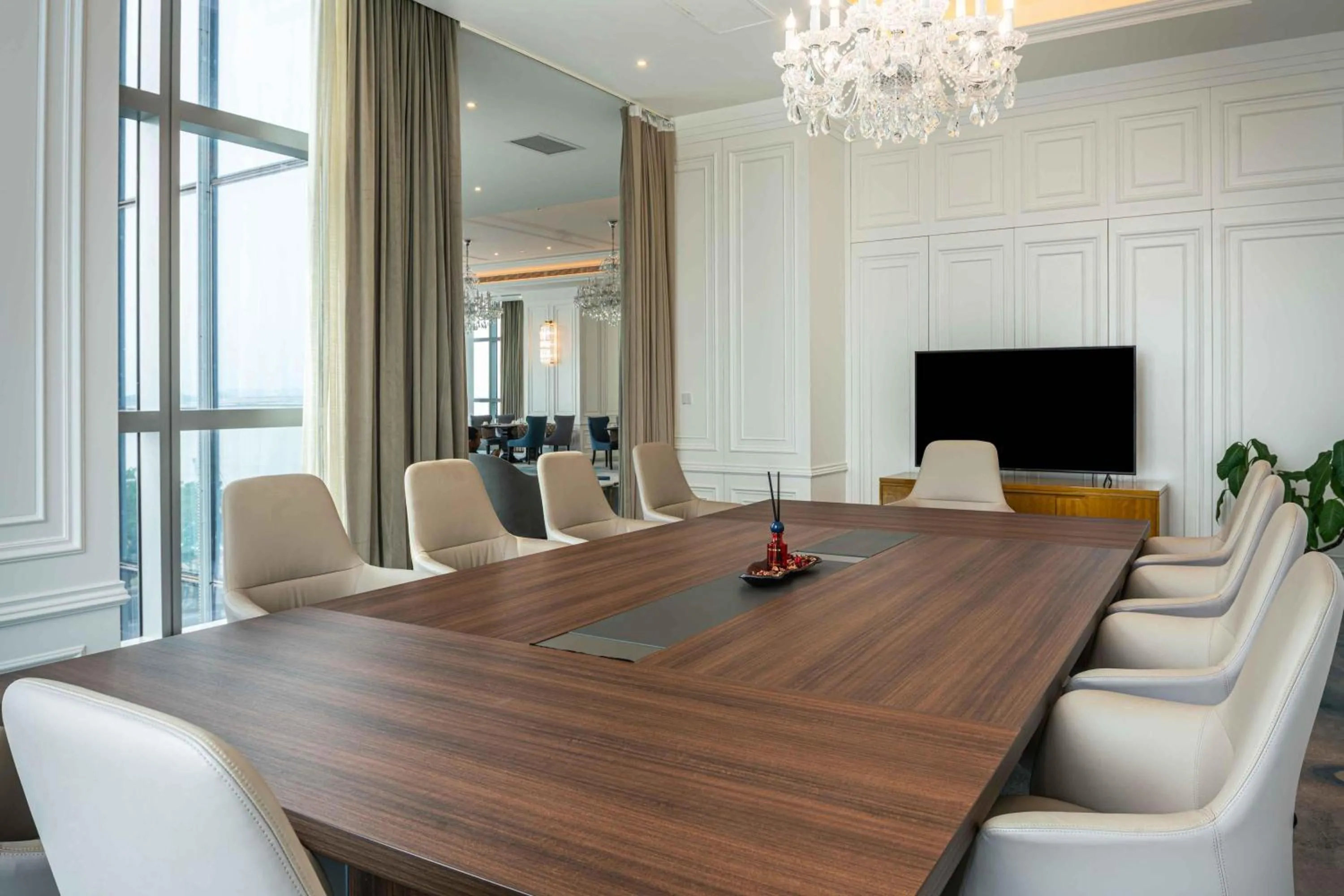 Property building in Hilton Brazzaville Les Tours Jumelles Hotel & Residences