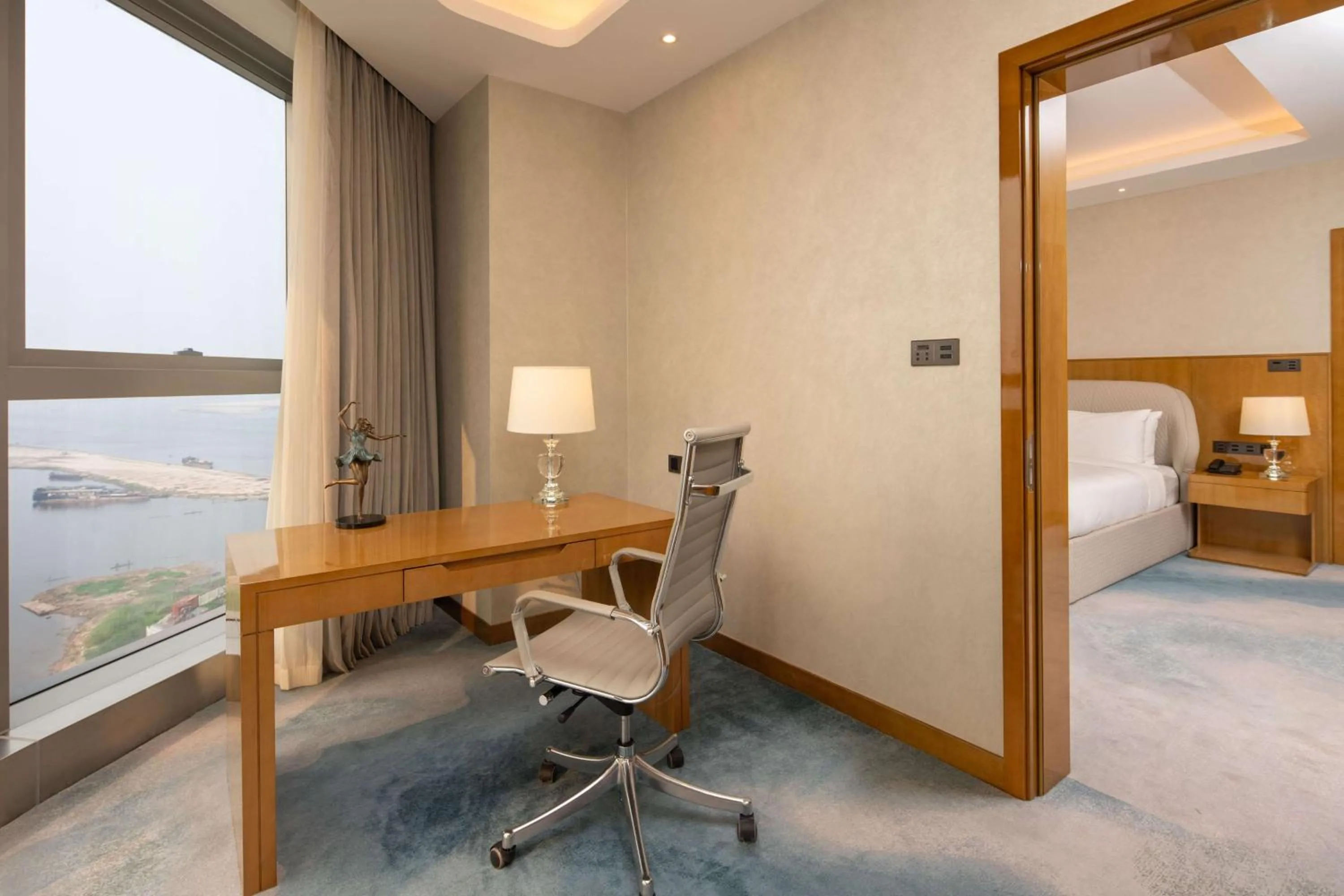 Bedroom in Hilton Brazzaville Les Tours Jumelles Hotel & Residences