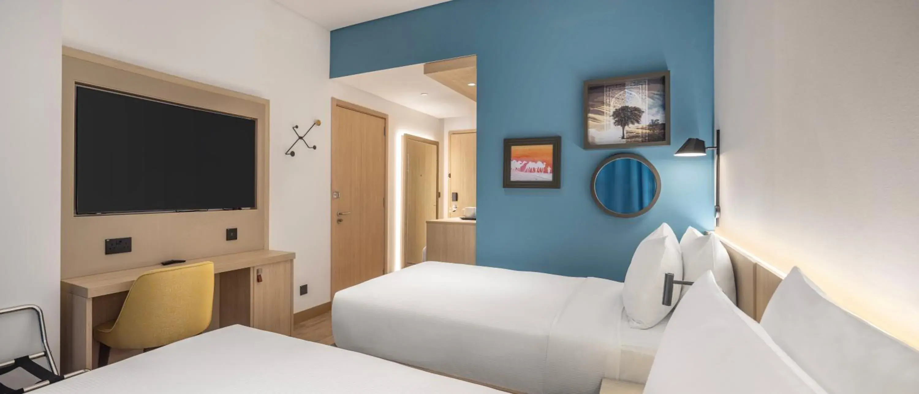 Property building, Bed in Hampton By Hilton Kuwait Salmiya Property building, Bed in Hampton By Hilton Kuwait Salmiya