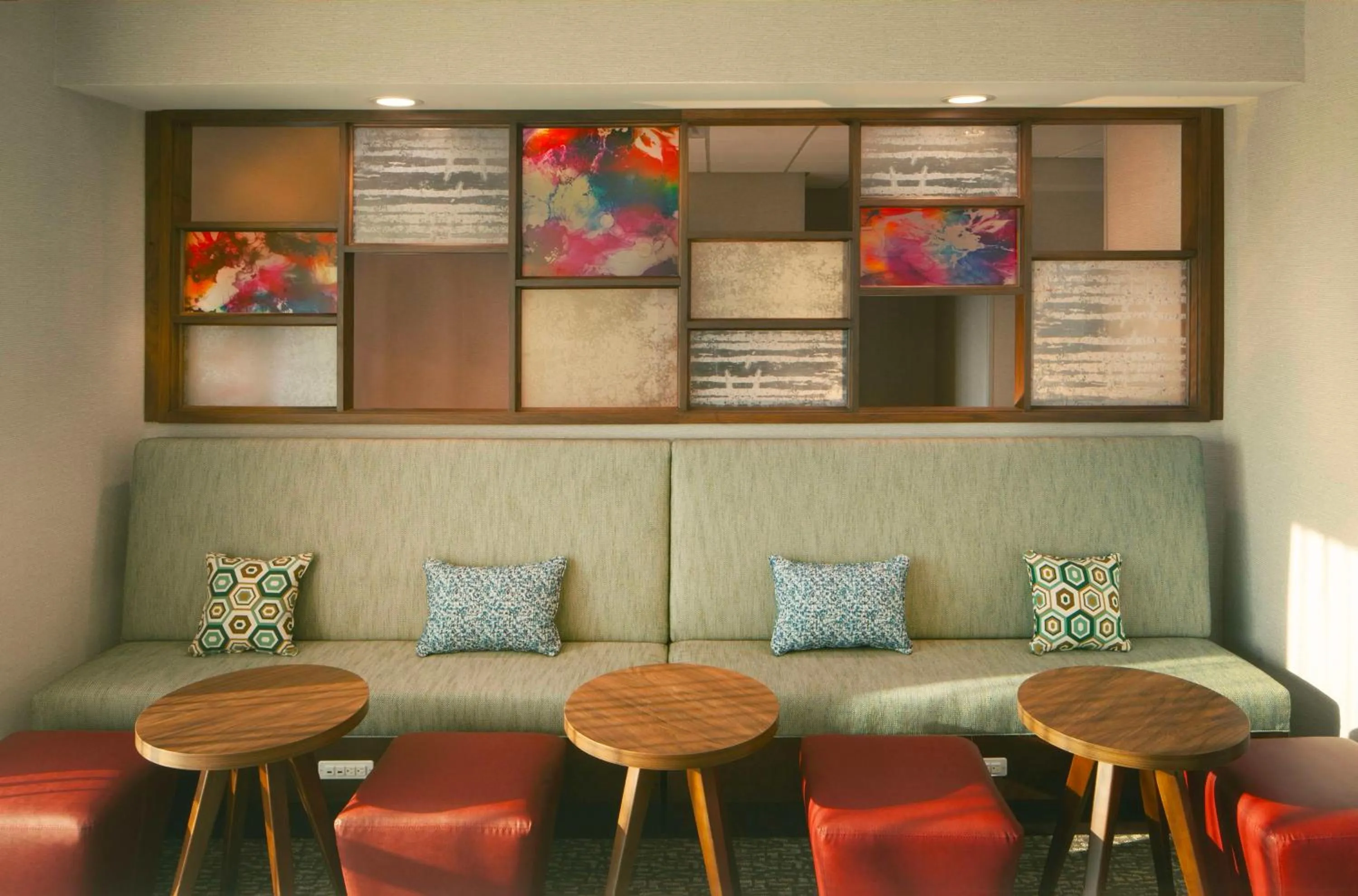 Business facilities in Hampton Inn Ogallala