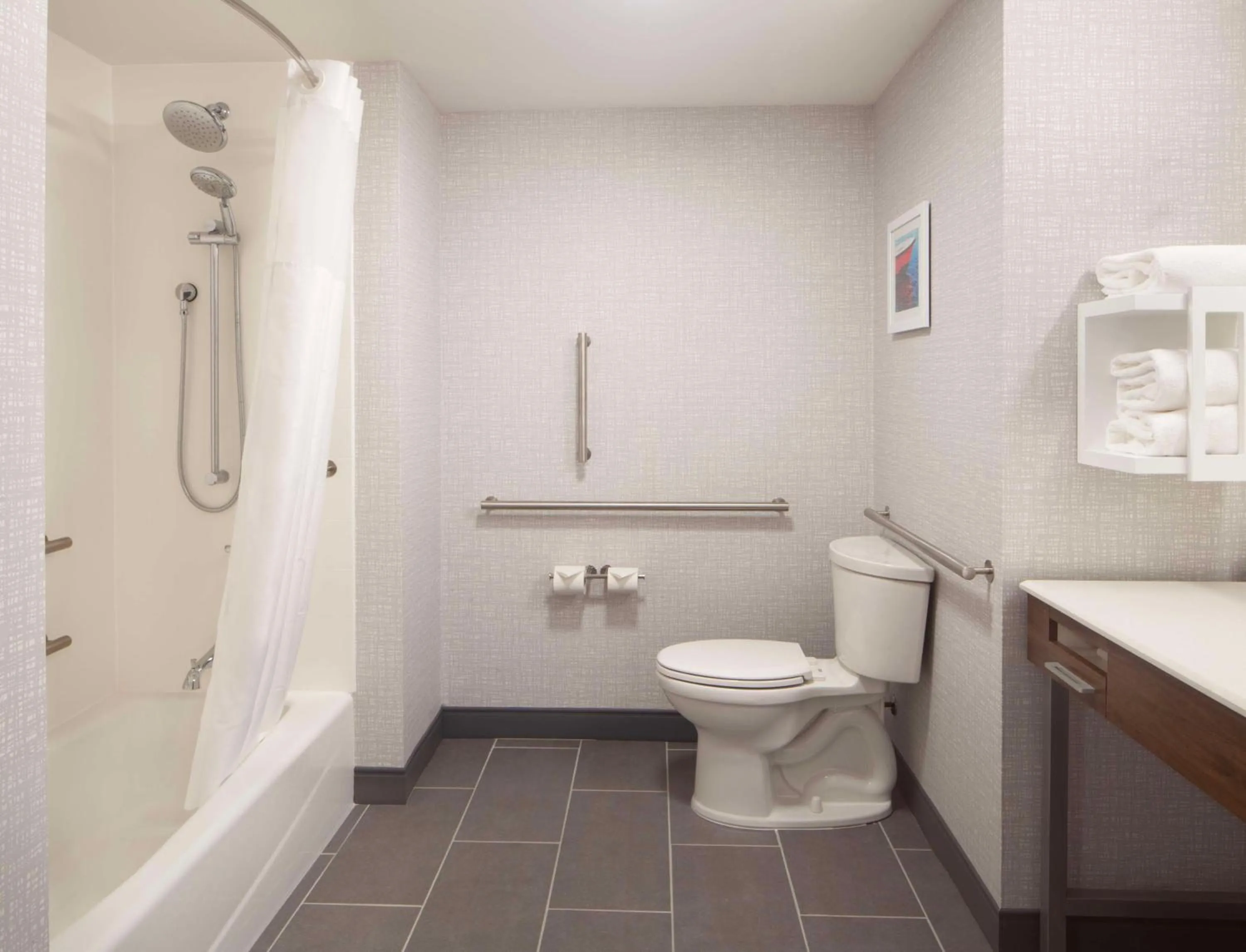 Bathroom in Hampton Inn Ogallala