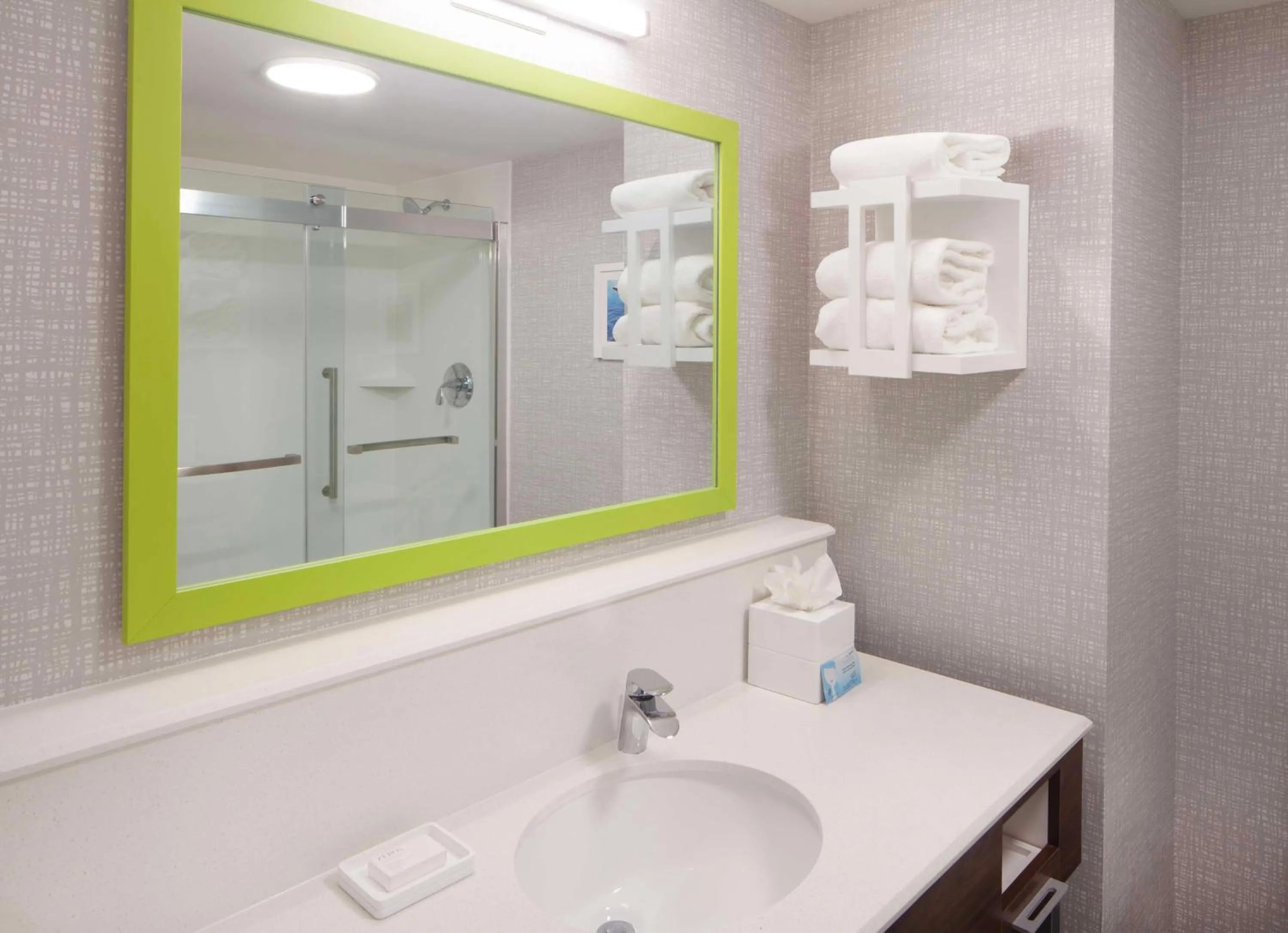 Bathroom in Hampton Inn Ogallala