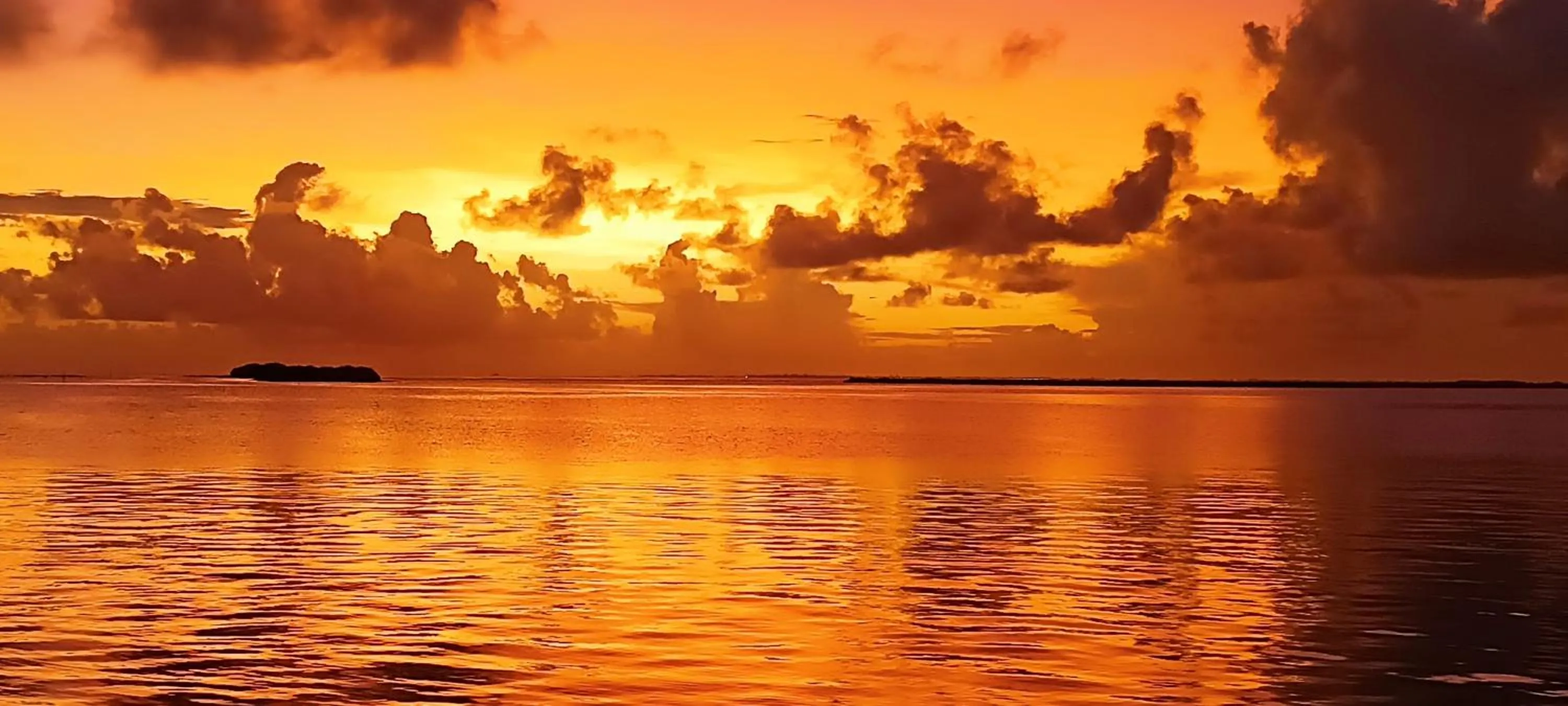Sunrise in Manta Sky Inn