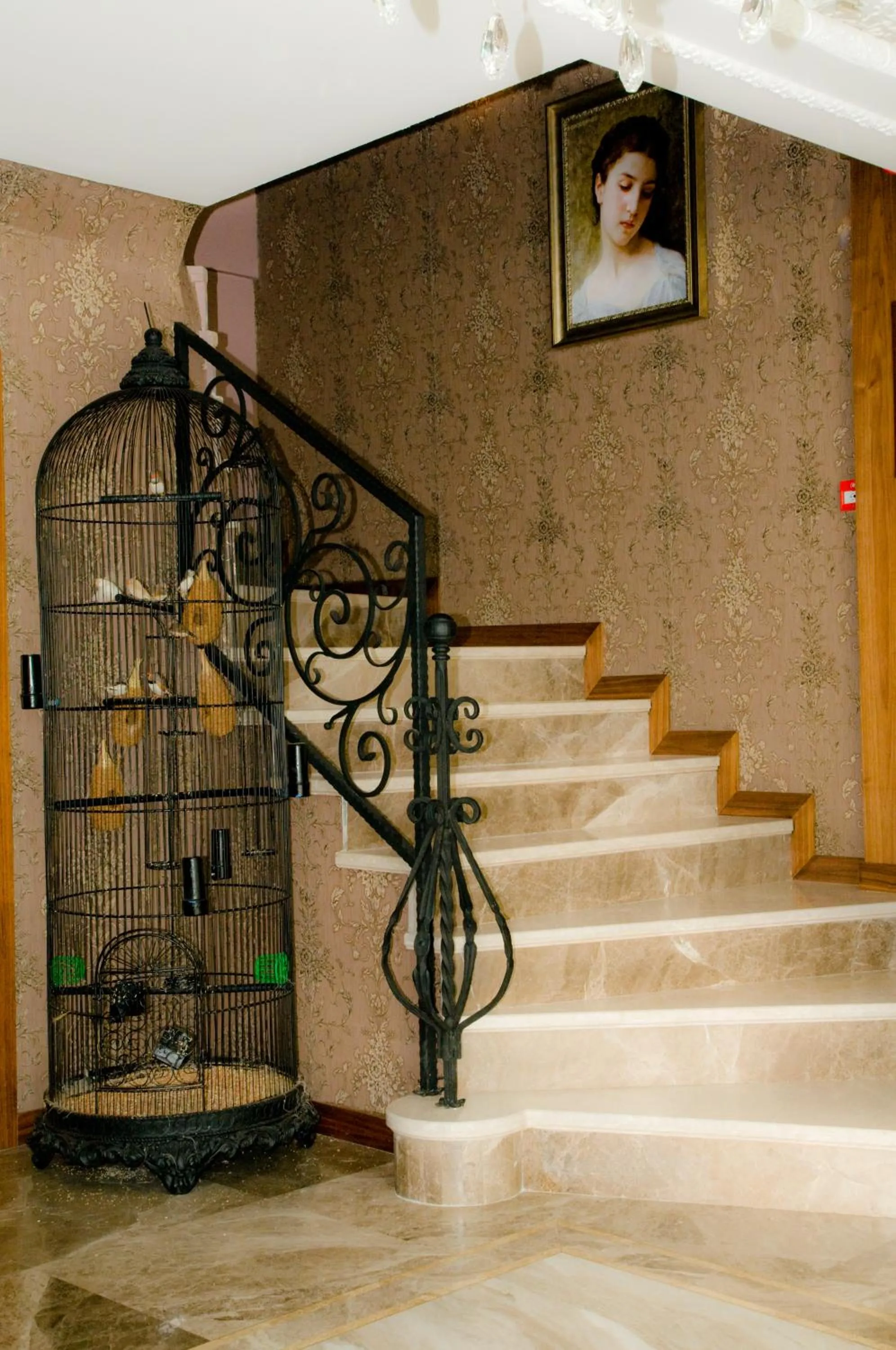 Decorative detail in Kerimbey Hotel