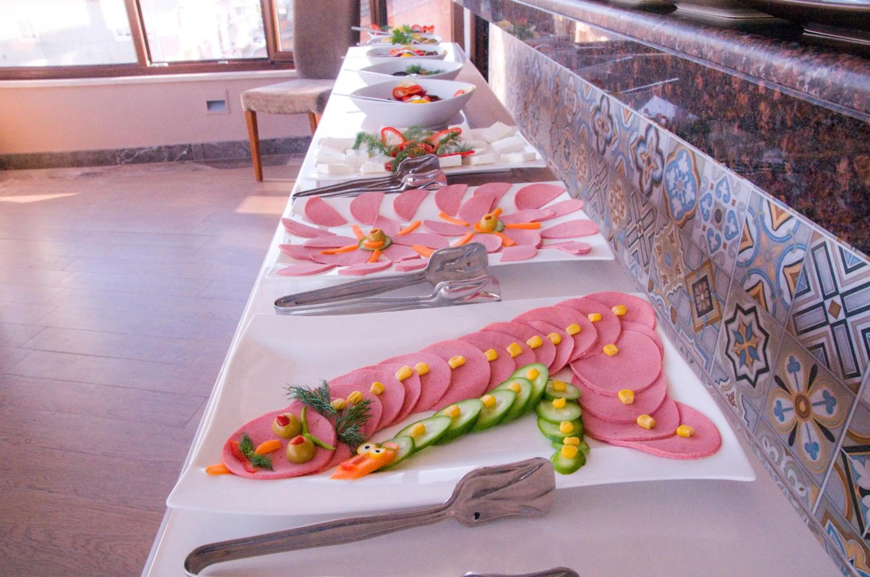 Restaurant/places to eat in Kerimbey Hotel
