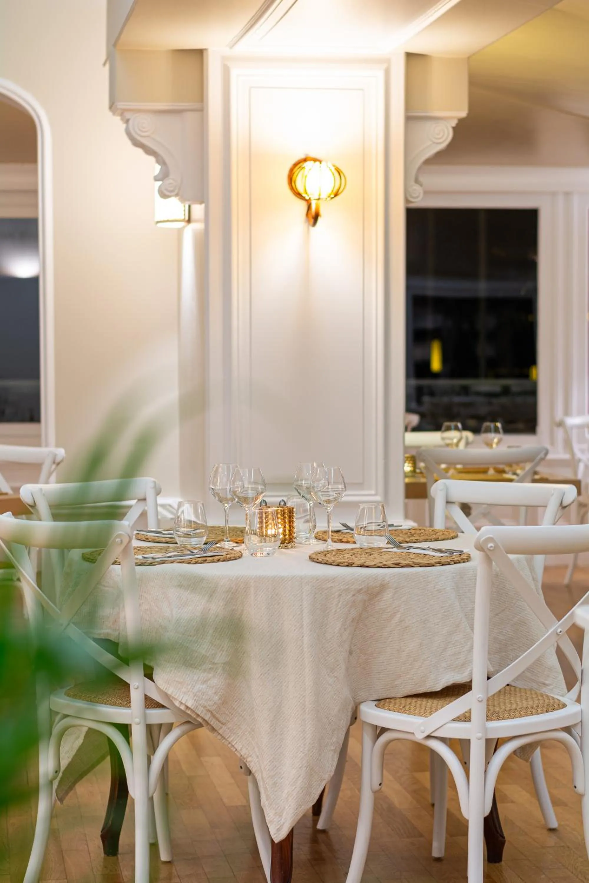 Restaurant/places to eat in Hôtel De La Plage